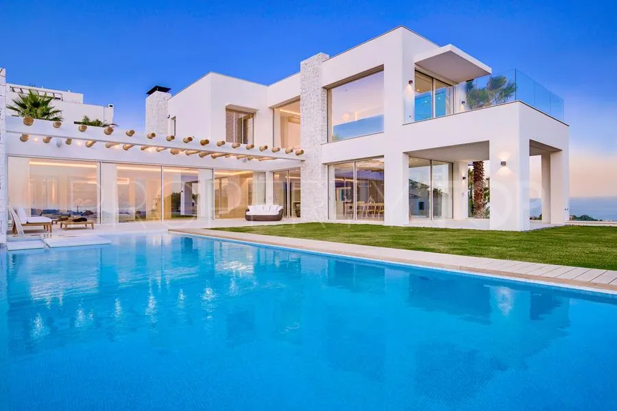 Residential plot for sale in New Golden Mile