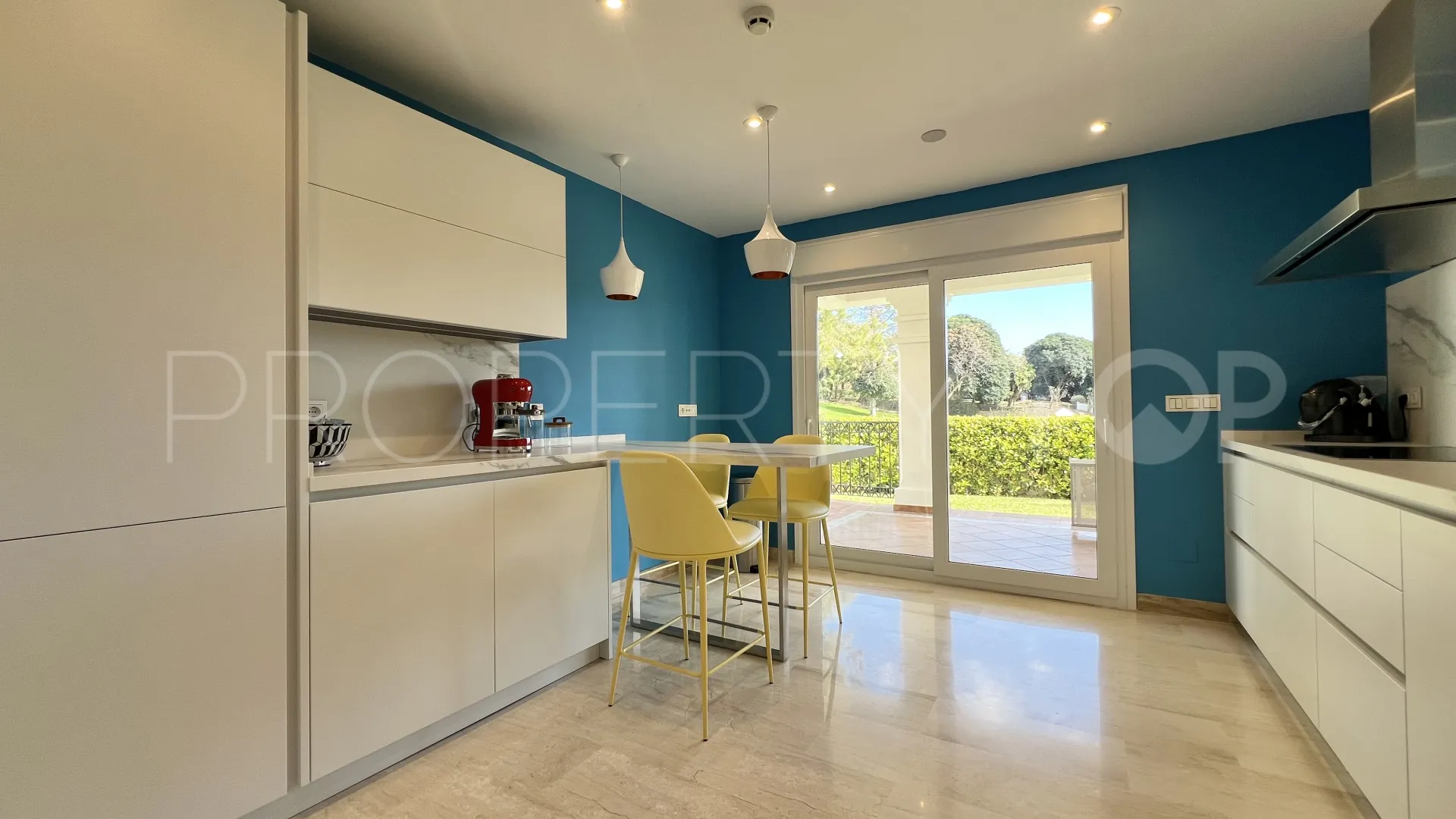 For sale villa in Guadalmina Alta