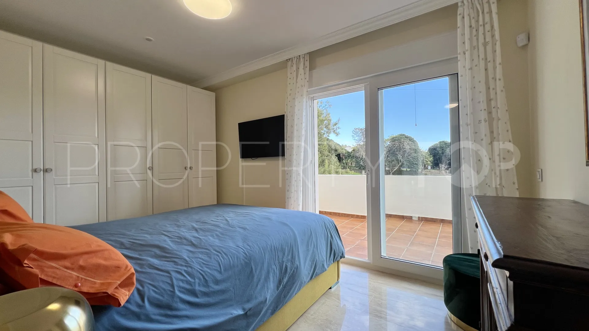 For sale villa in Guadalmina Alta