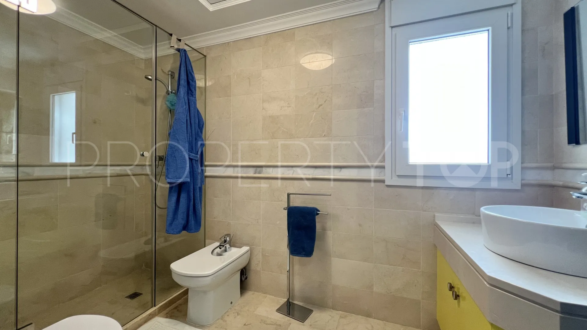 For sale villa in Guadalmina Alta