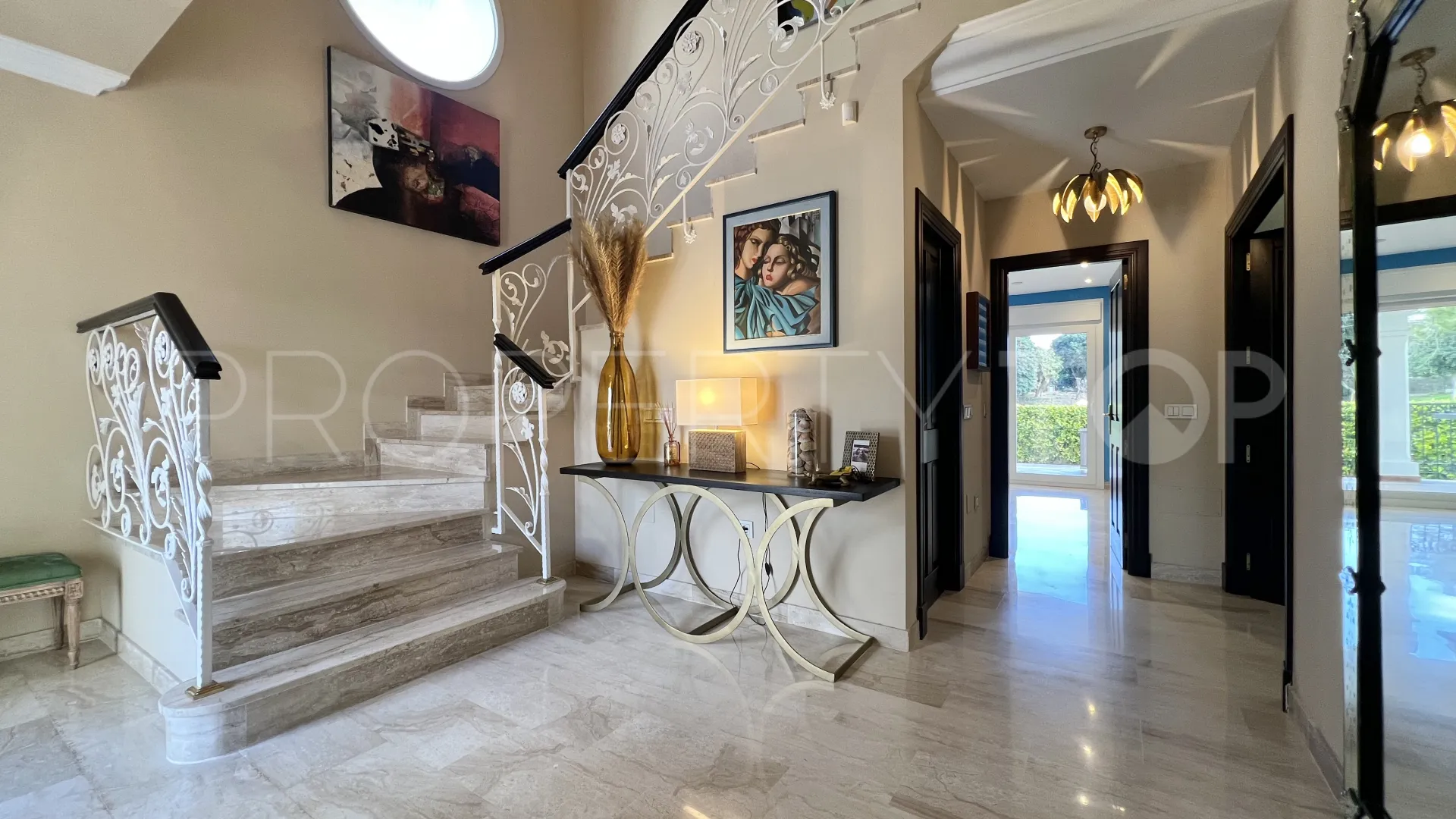 For sale villa in Guadalmina Alta