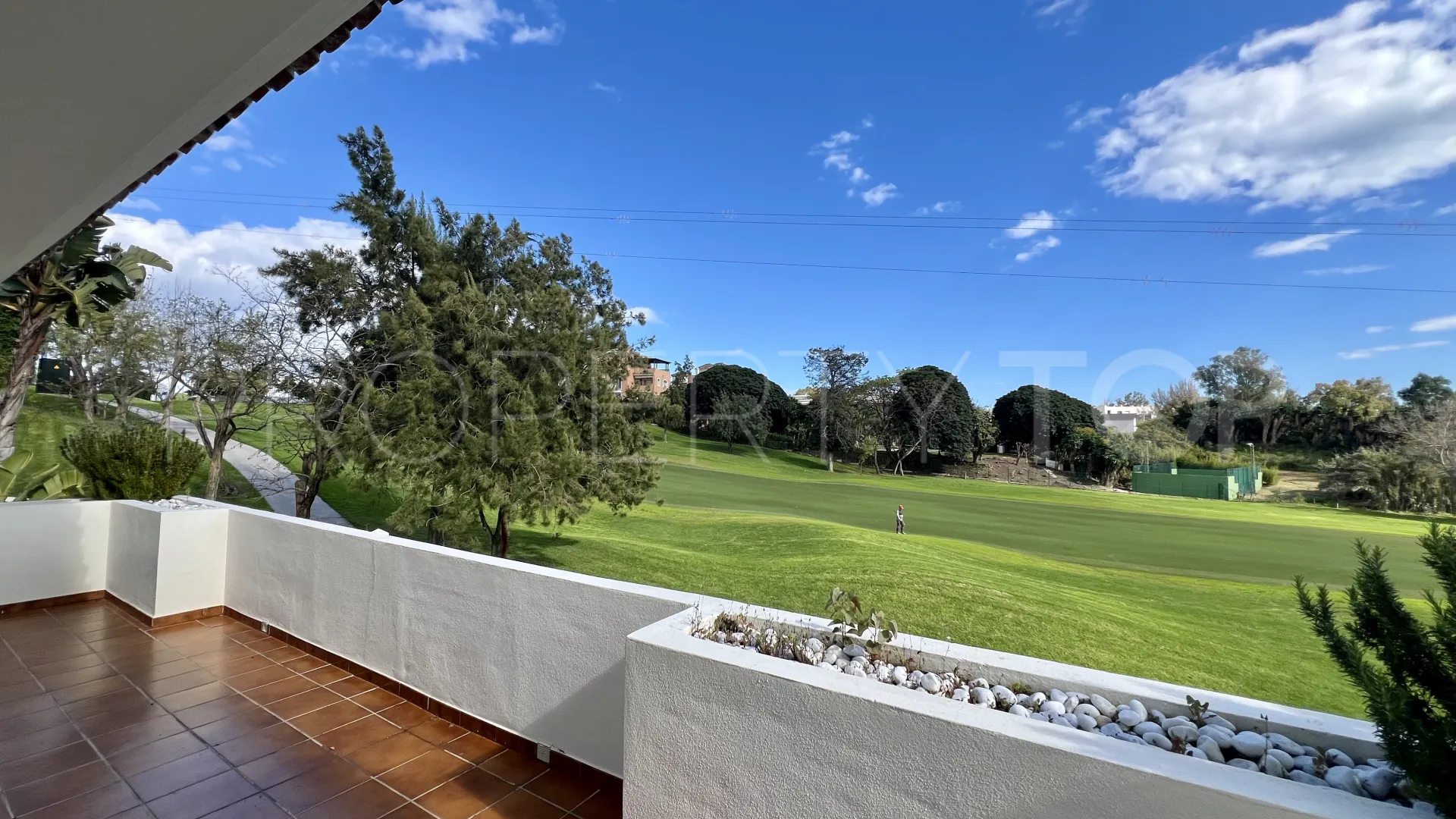 For sale villa in Guadalmina Alta