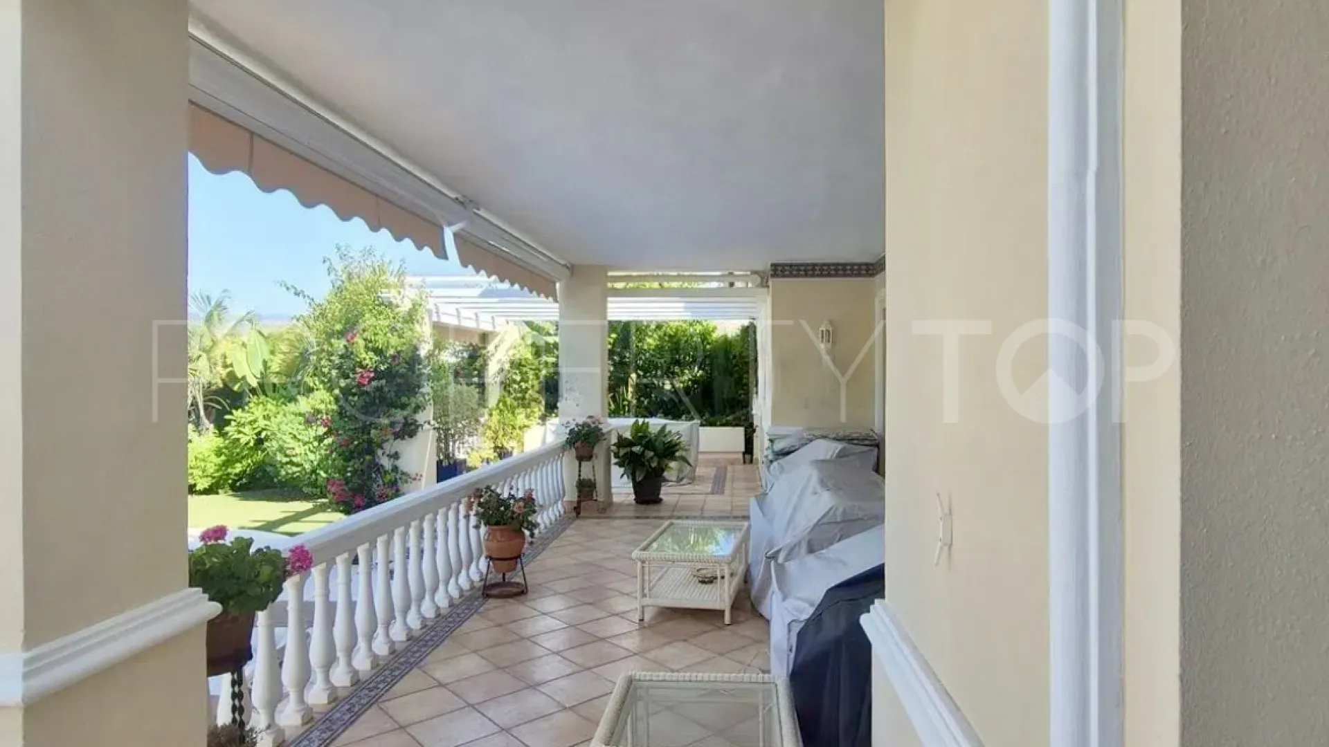 5 bedrooms villa for sale in Paraiso Medio