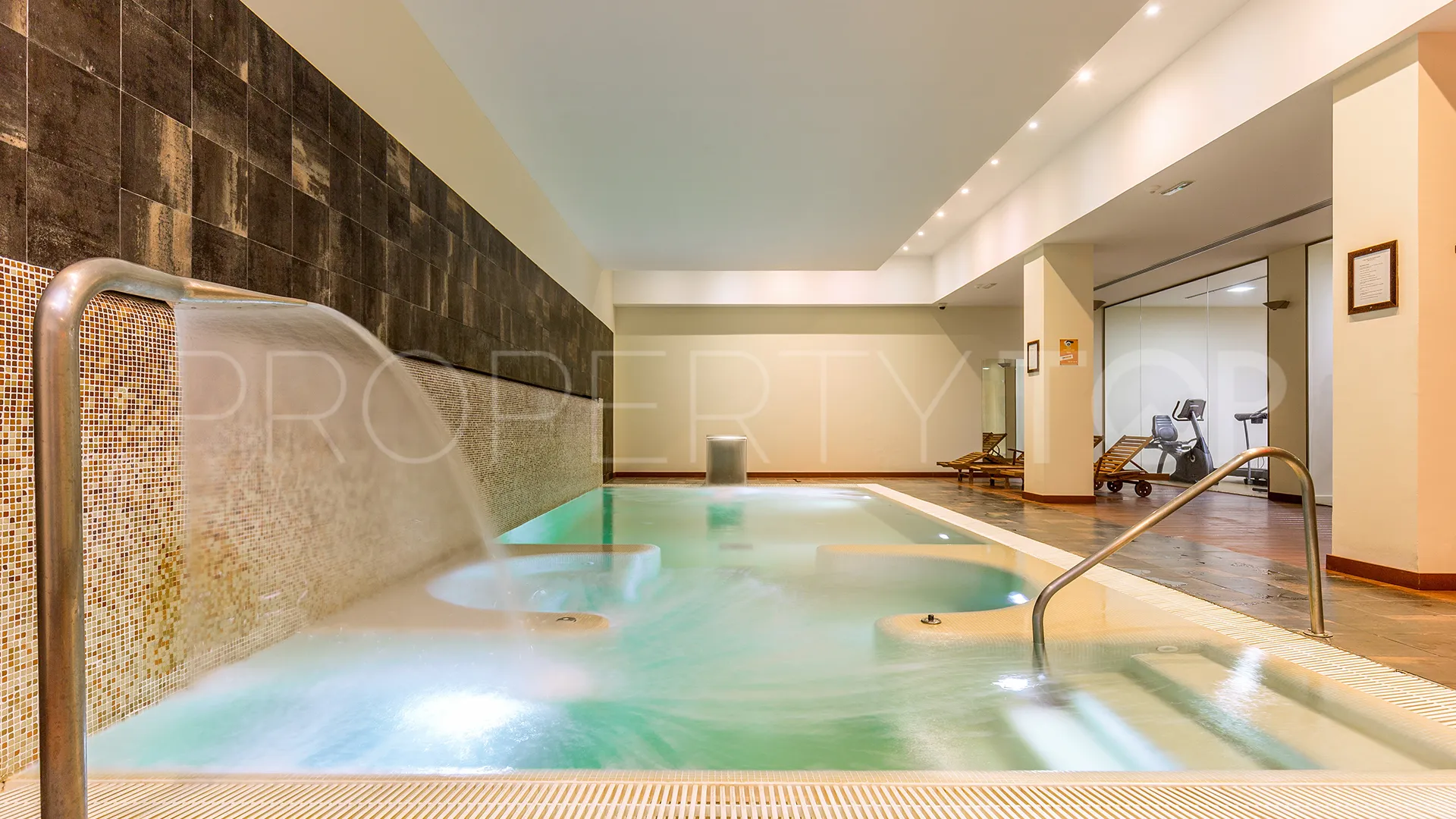 For sale apartment in Benatalaya