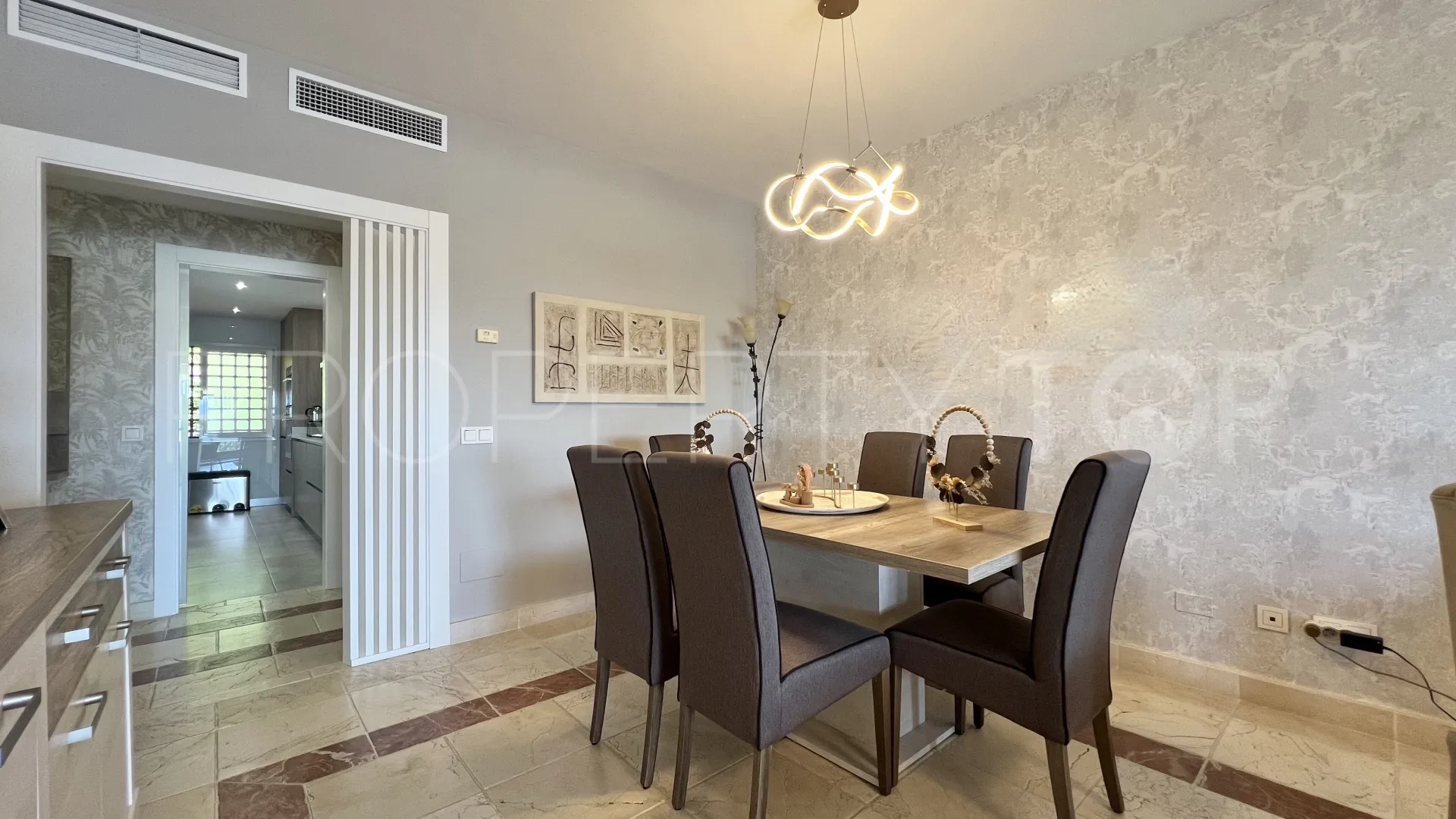 For sale apartment in Benatalaya
