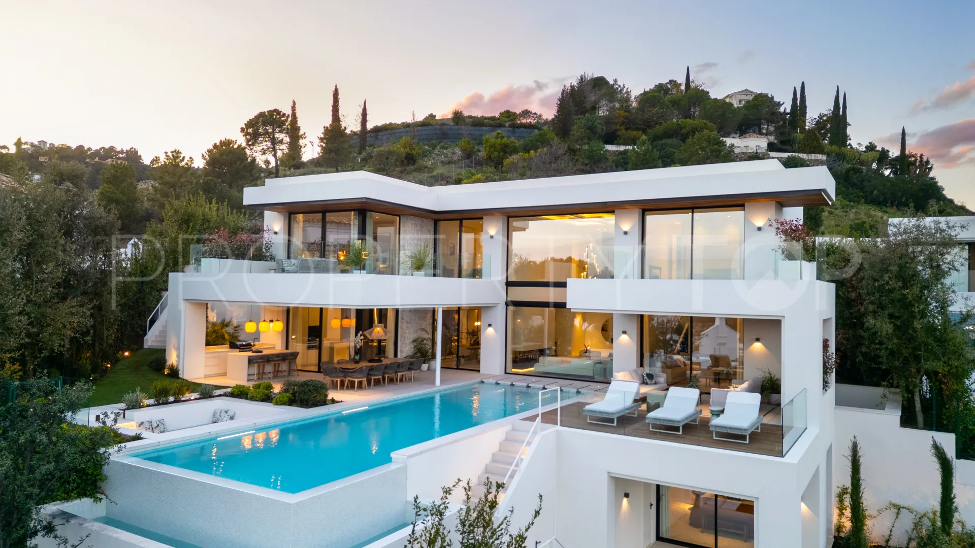 La Quinta villa for sale