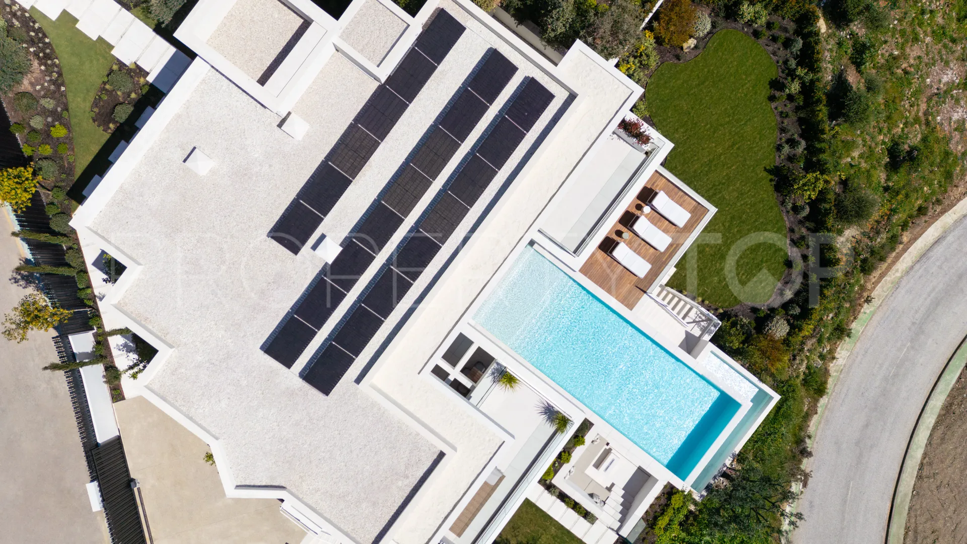 La Quinta villa for sale
