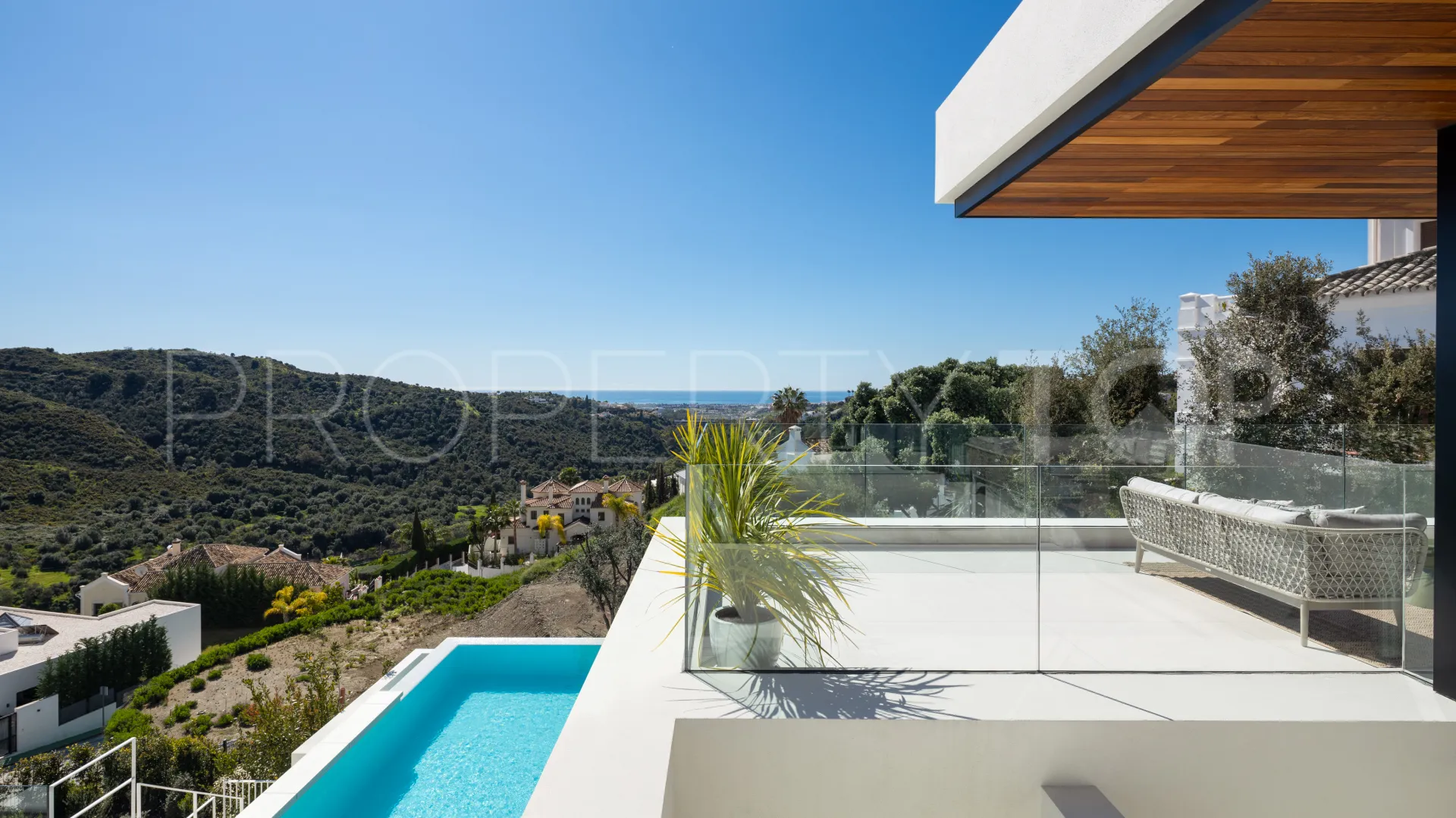 La Quinta villa for sale