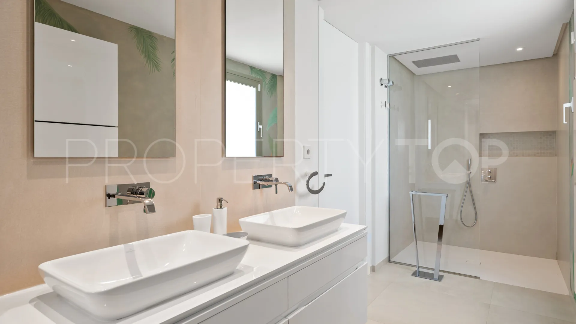 7 bedrooms 9 Lions Residences apartment for sale