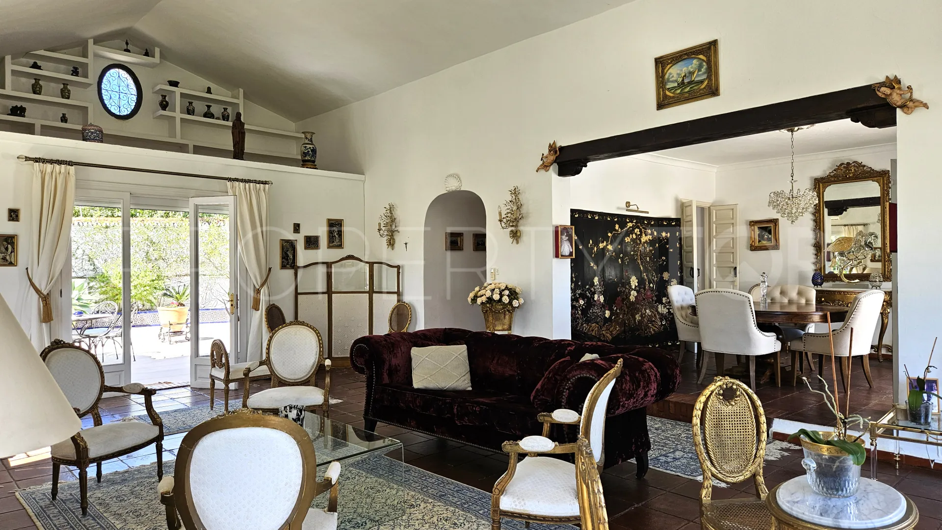 Buy villa in Fuente del Espanto