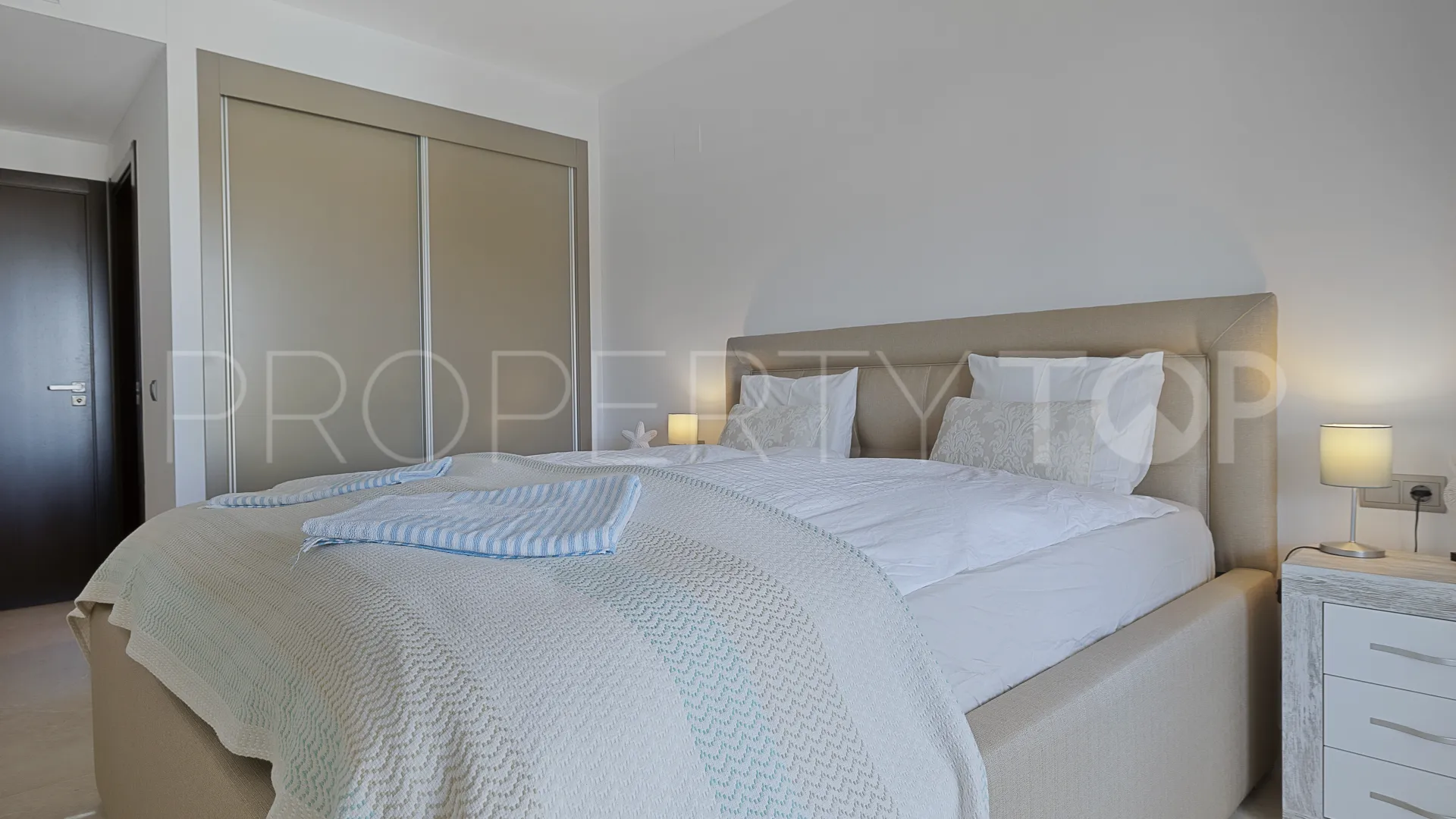 Ojen apartment for sale