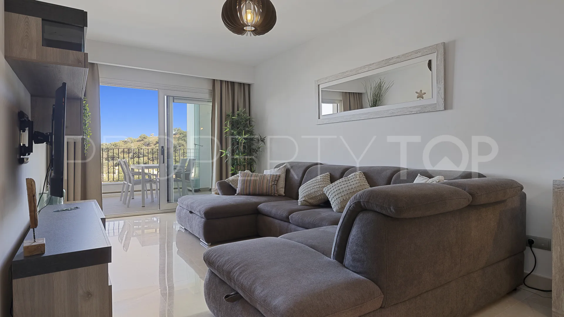 Ojen apartment for sale
