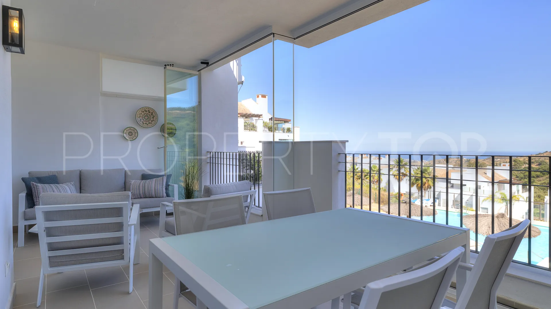 Ojen apartment for sale