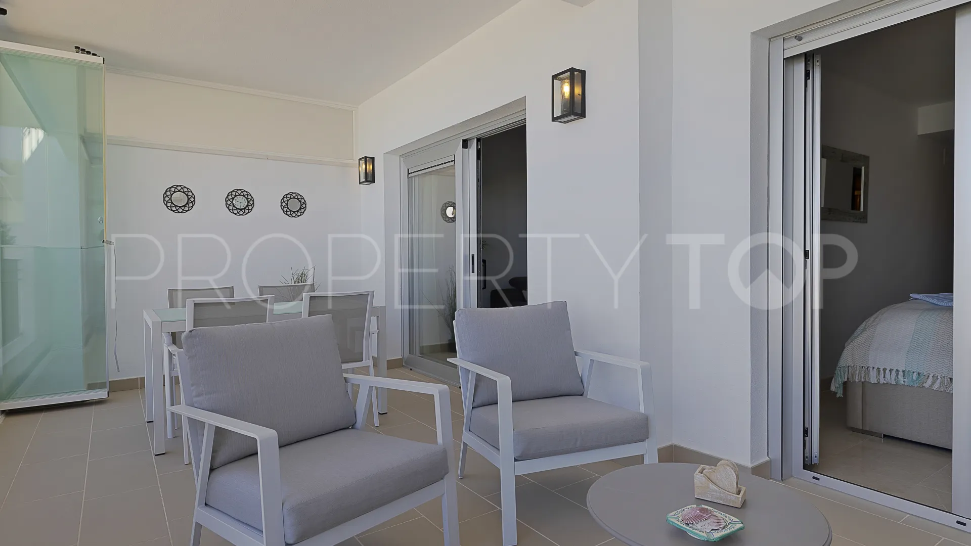 Ojen apartment for sale