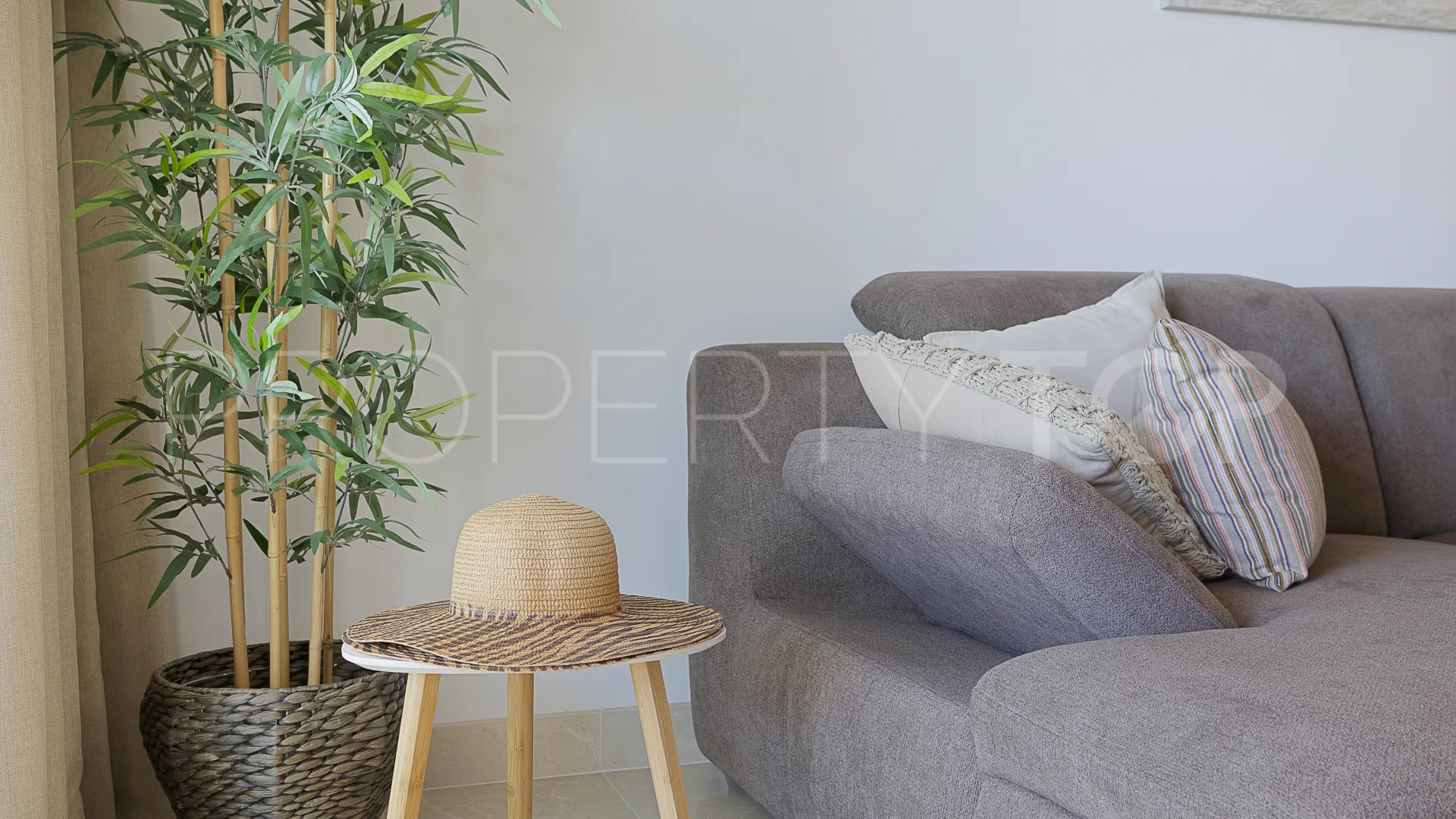 Ojen apartment for sale