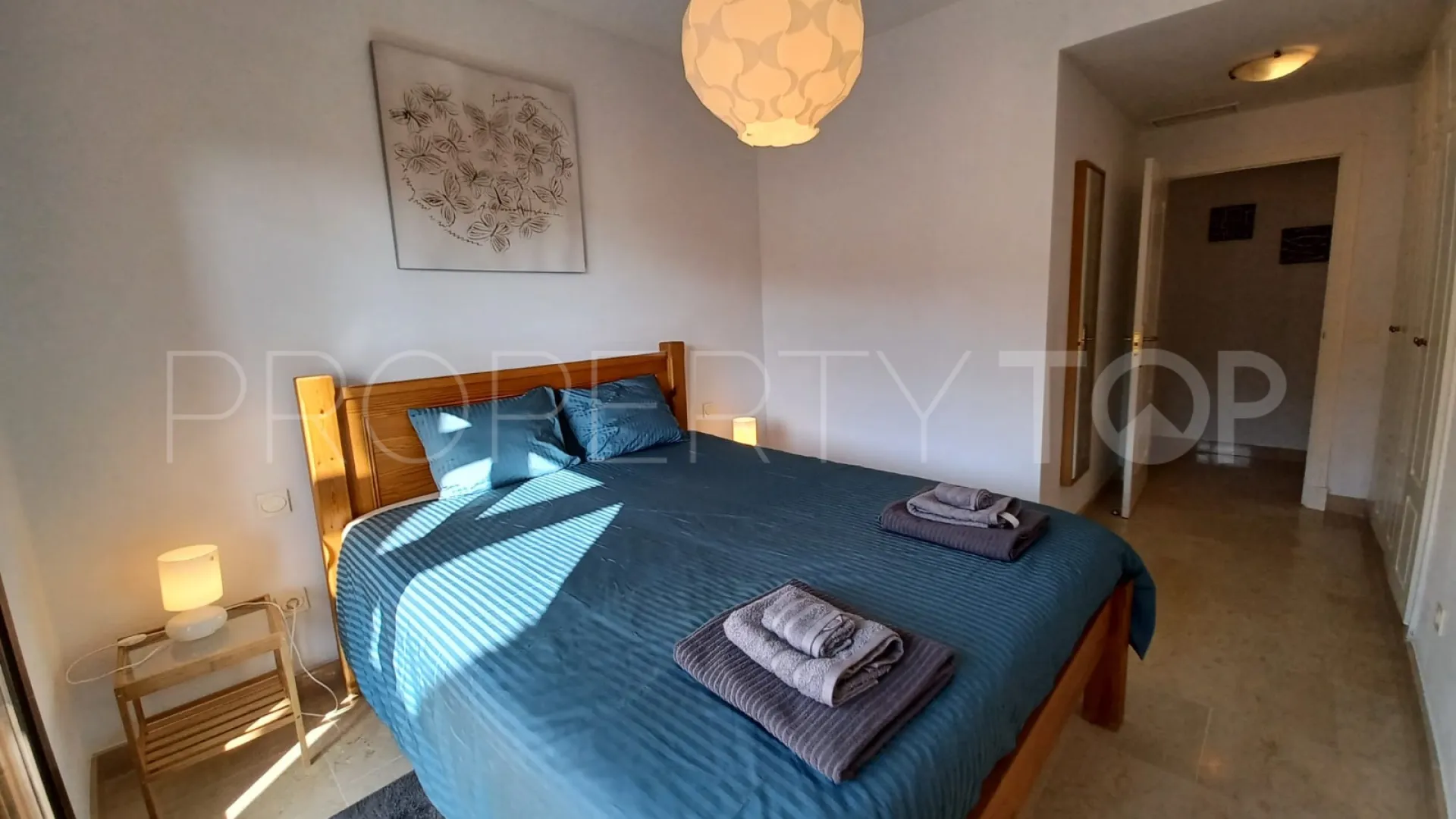 For sale 3 bedrooms apartment in Manilva
