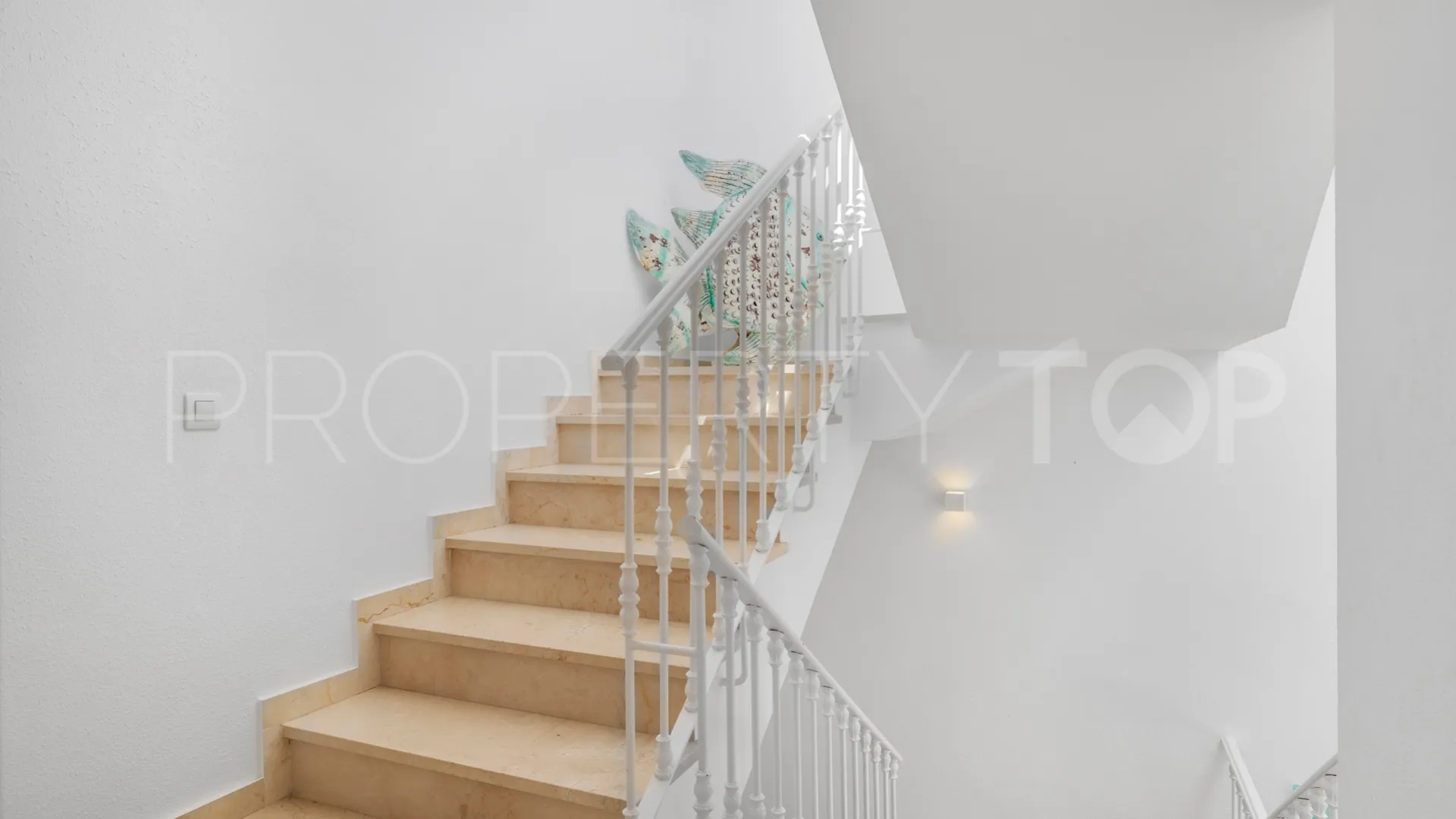 5 bedrooms semi detached house for sale in Estepona