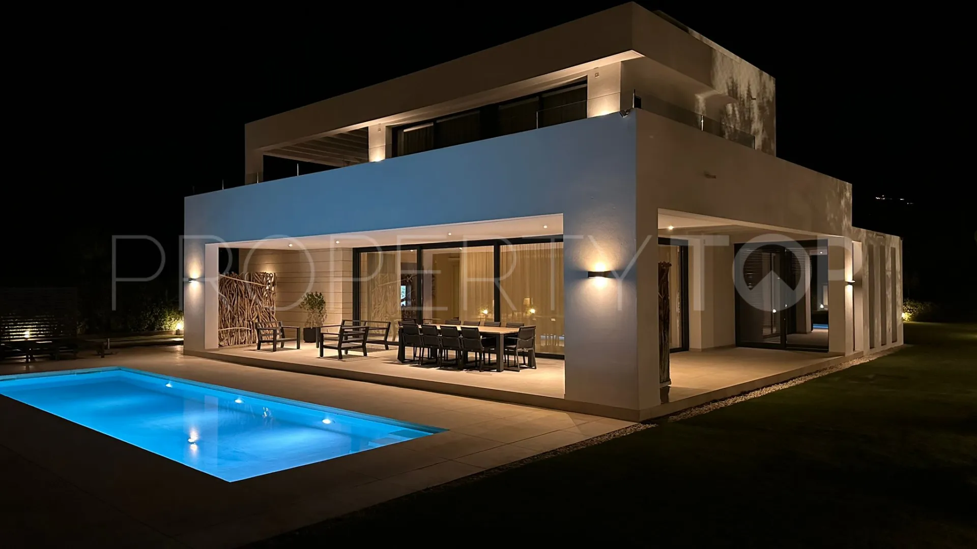 Villa a la venta de 3 dormitorios en Mijas Golf