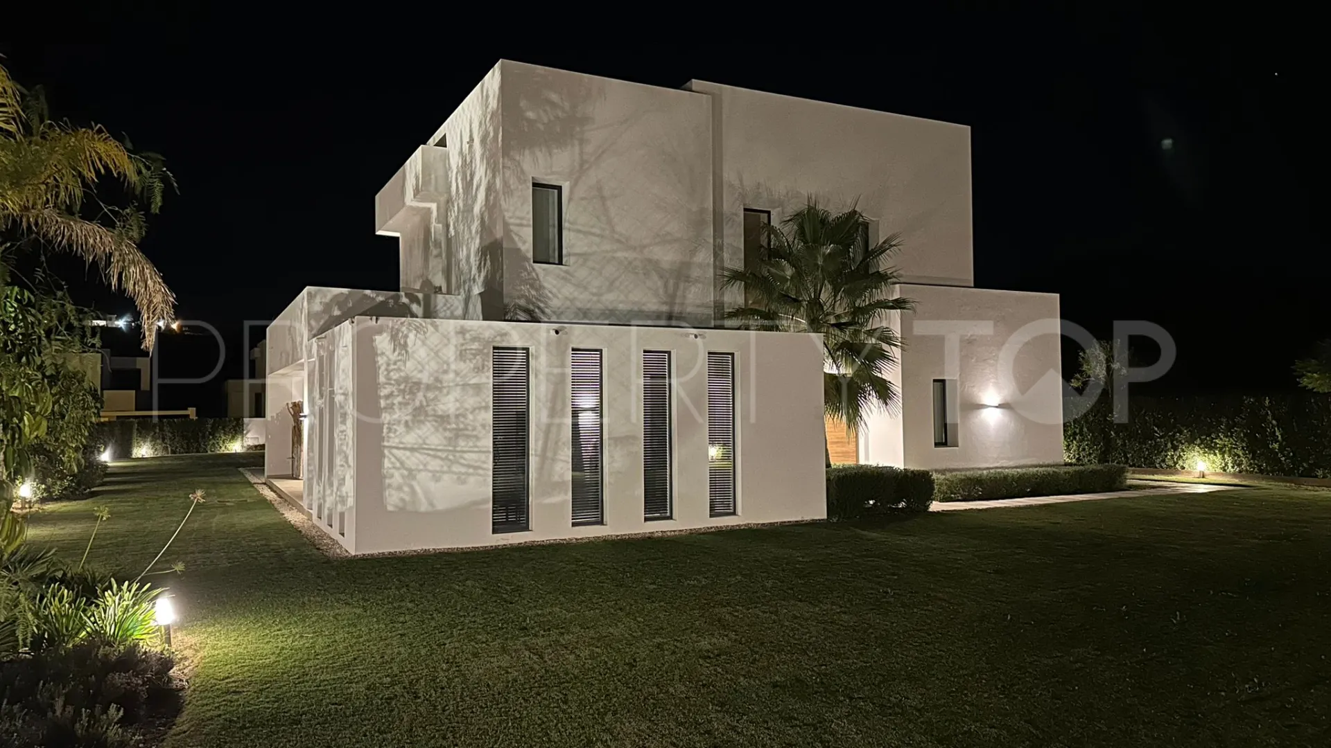 Villa a la venta de 3 dormitorios en Mijas Golf