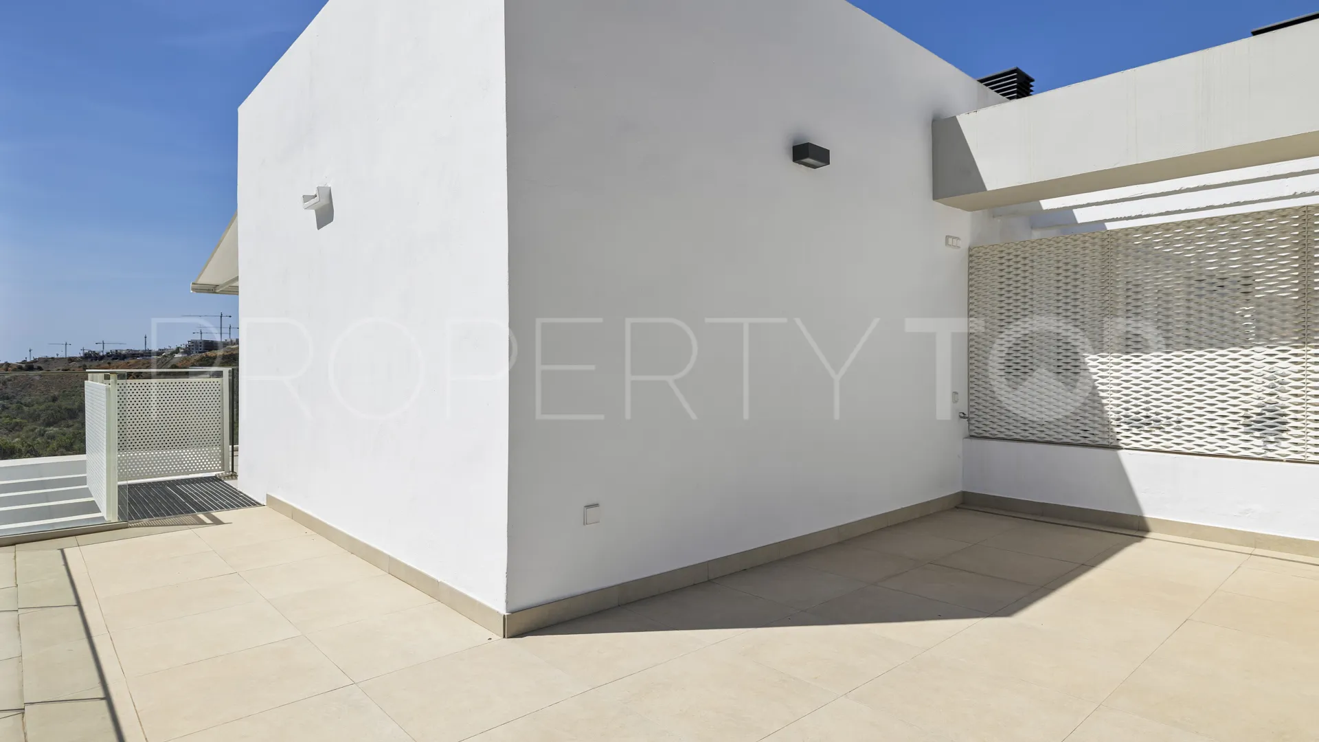 Apartment with 3 bedrooms for sale in Estepona