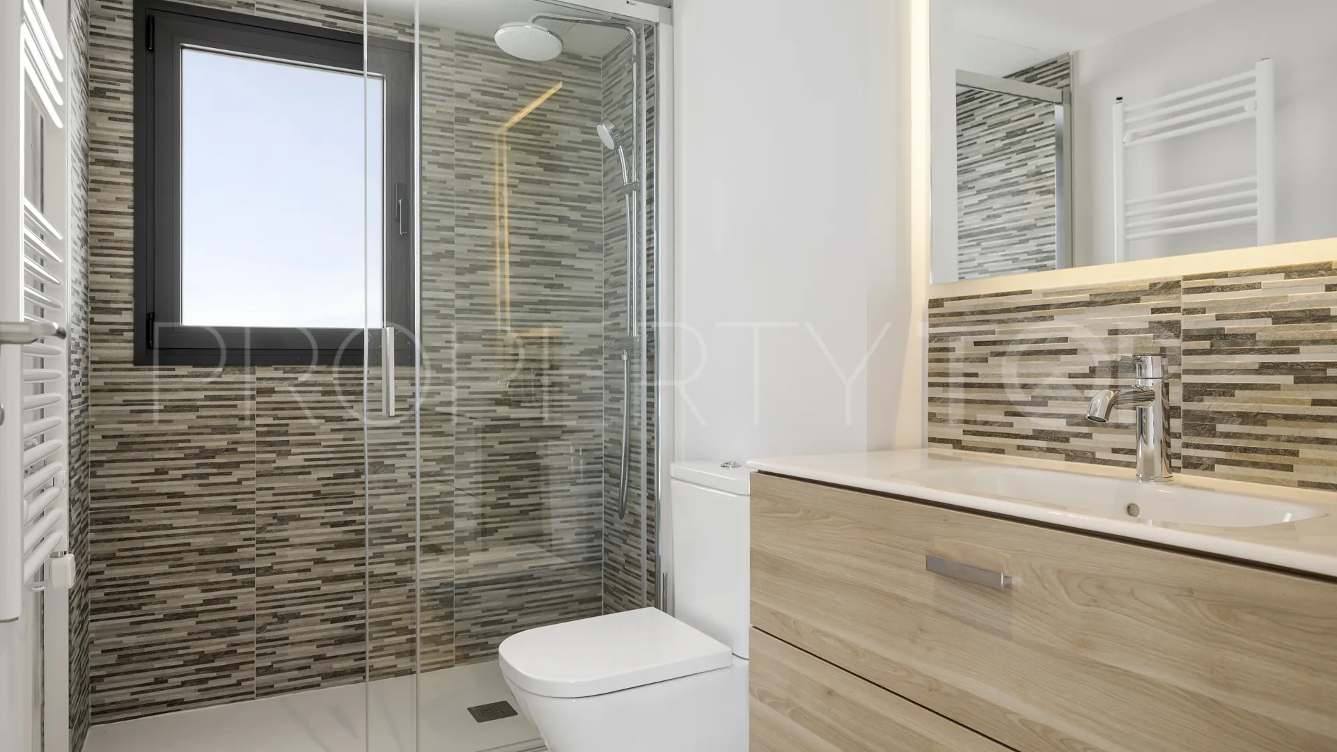 Apartment with 3 bedrooms for sale in Estepona