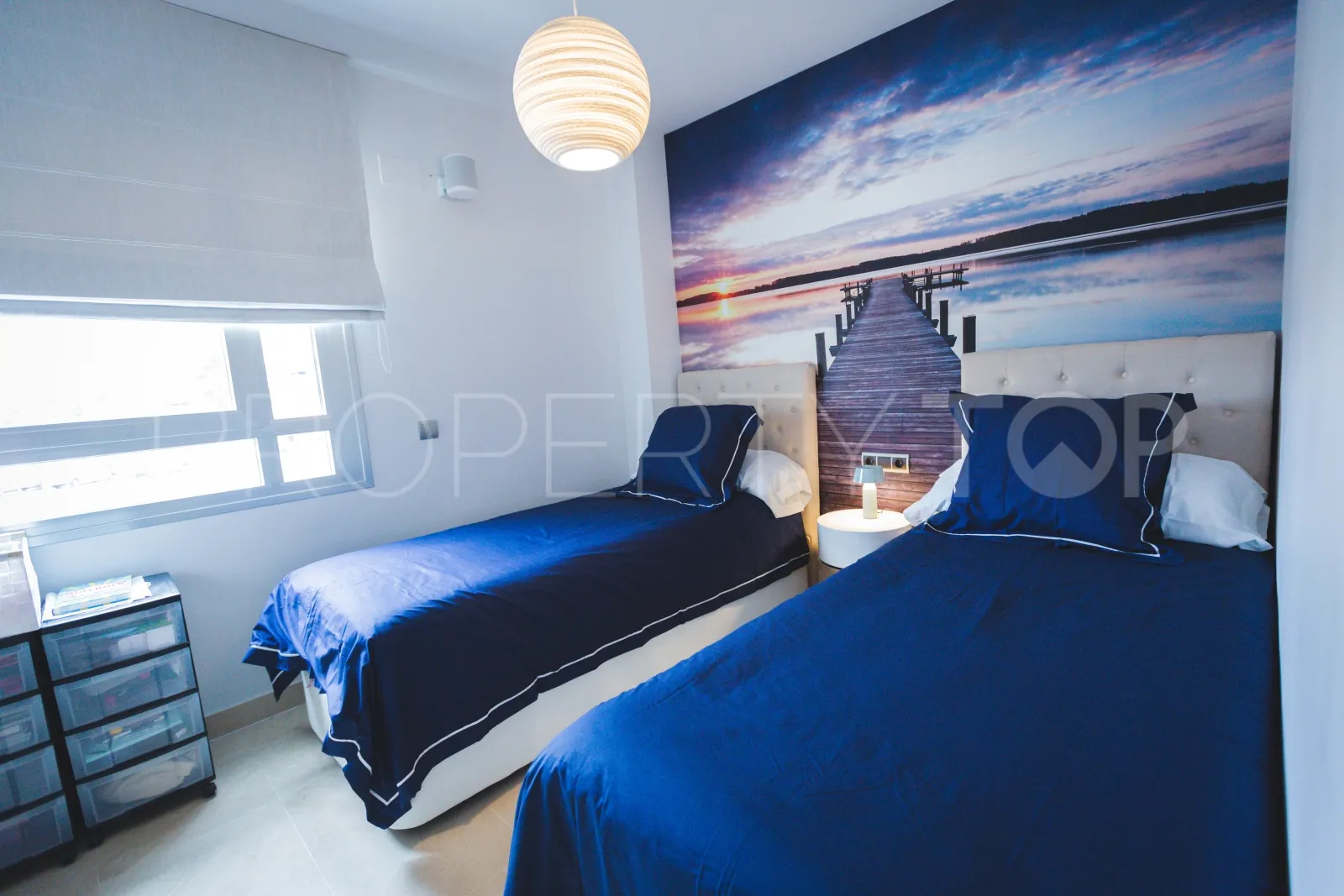 For sale duplex penthouse with 3 bedrooms in Estepona