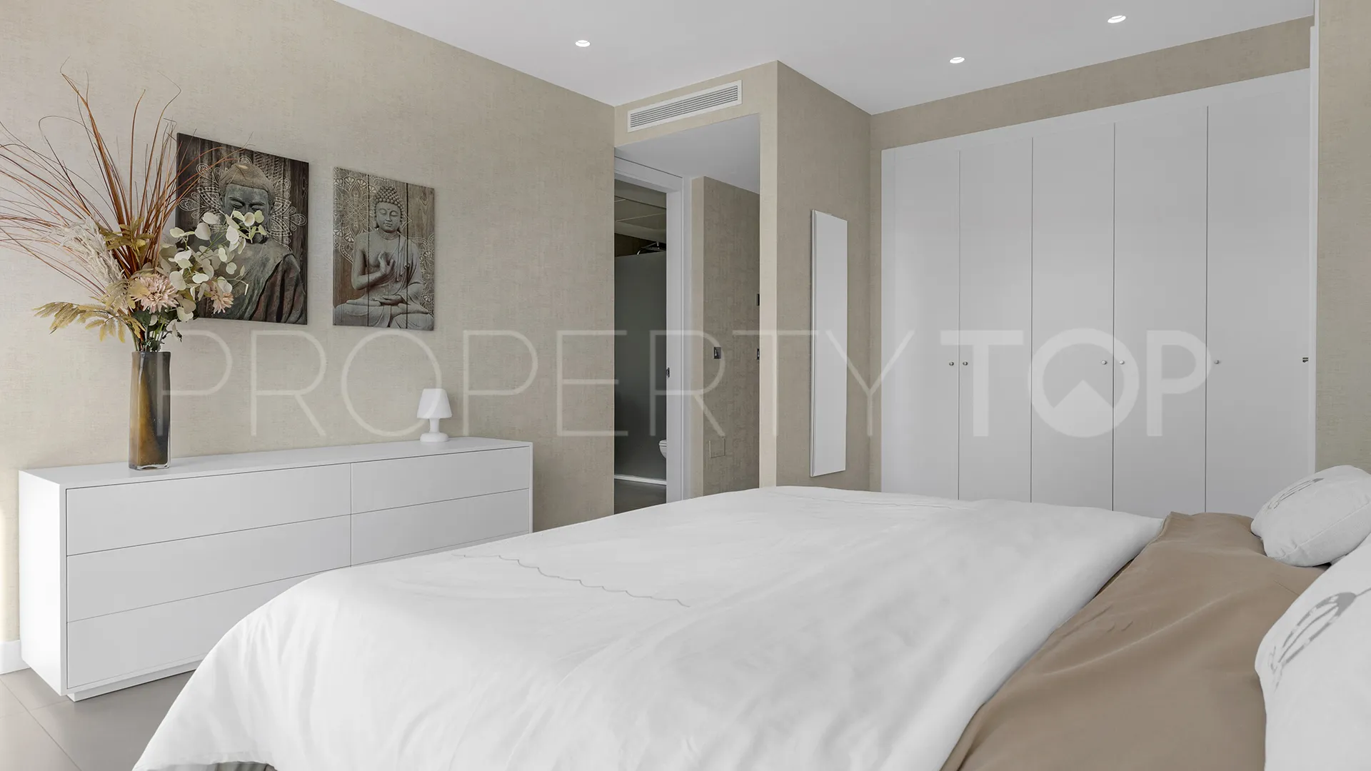 Estepona apartment for sale