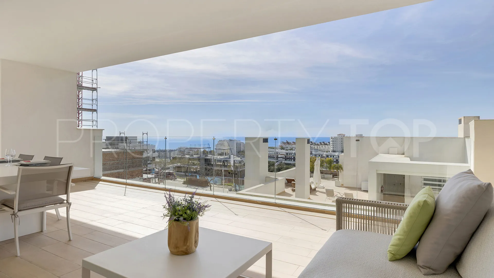 Estepona apartment for sale