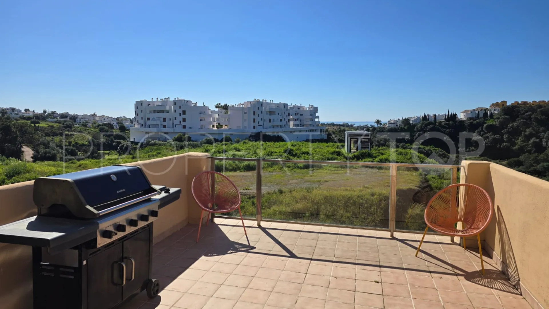 3 bedrooms duplex penthouse in Estepona for sale