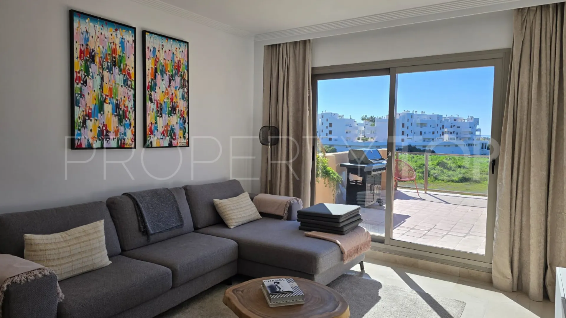 3 bedrooms duplex penthouse in Estepona for sale