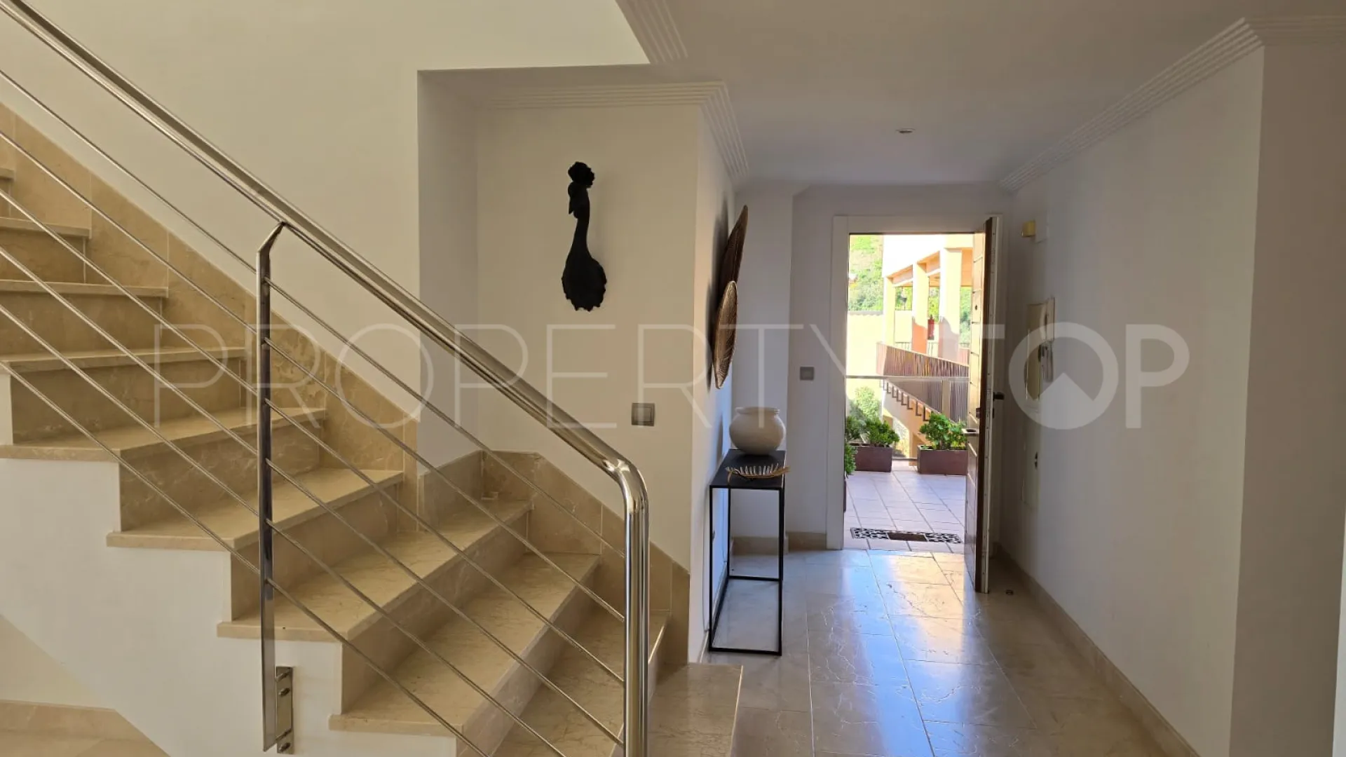 3 bedrooms duplex penthouse in Estepona for sale