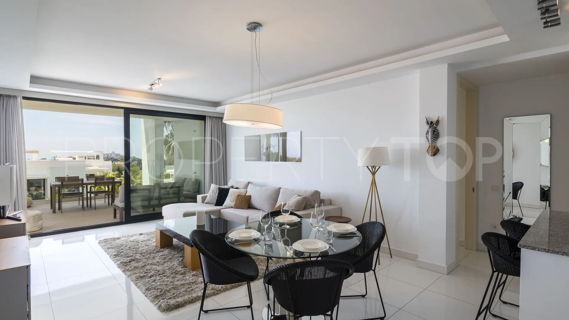 Se vende apartamento con 2 dormitorios en Benahavis