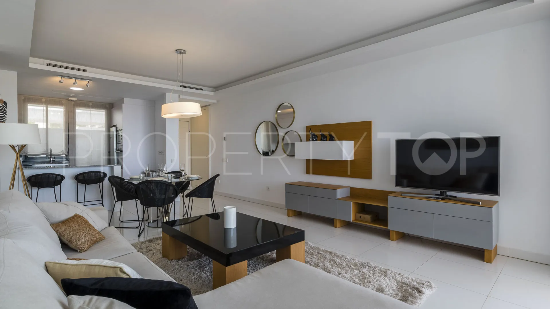 Se vende apartamento con 2 dormitorios en Benahavis