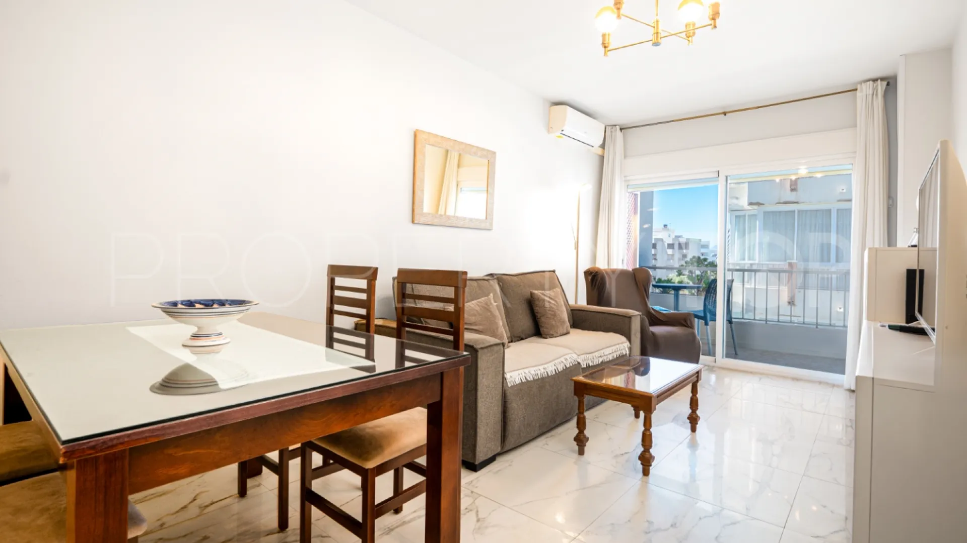 Buy apartment in Marbella