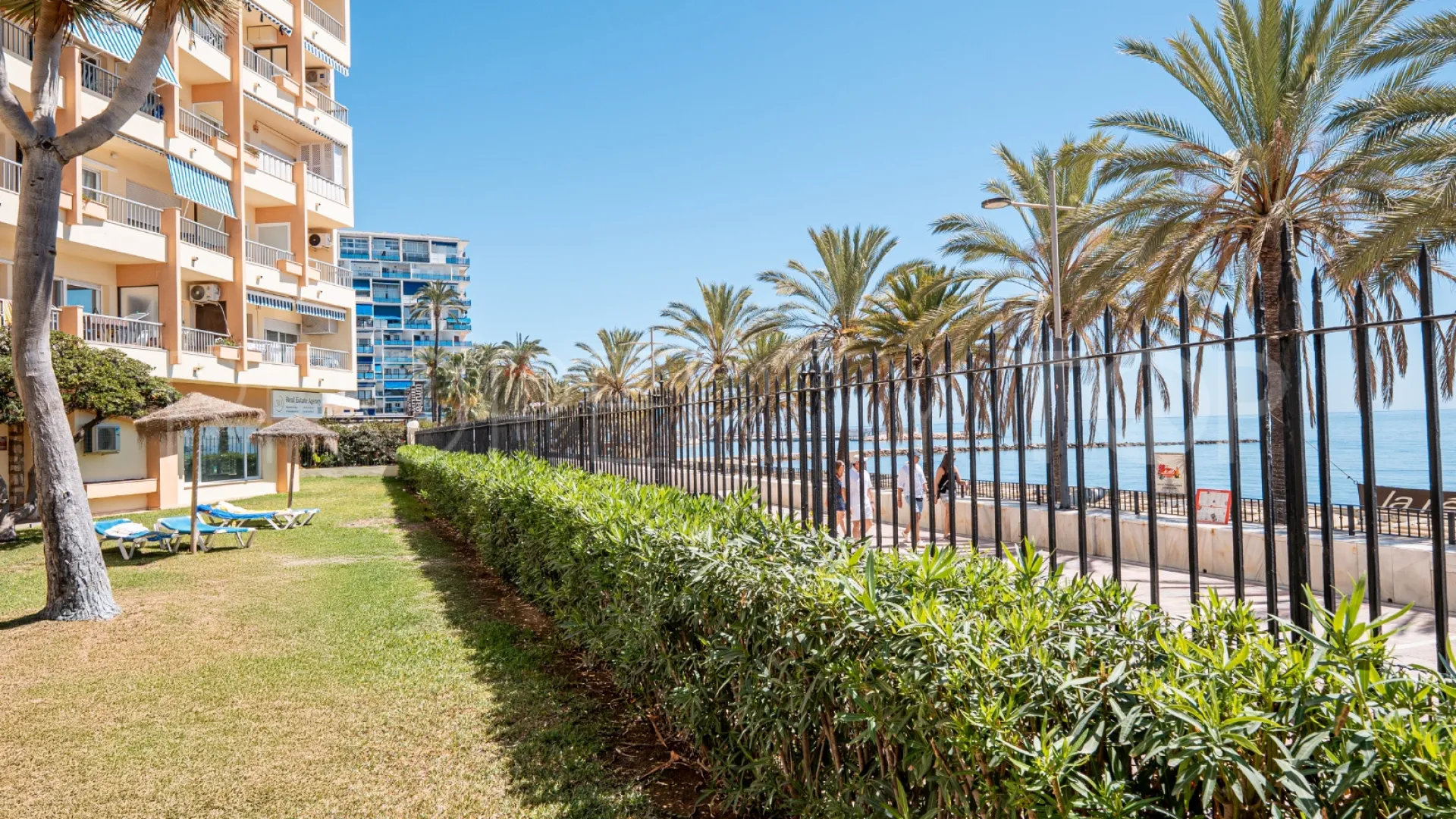 Buy apartment in Marbella