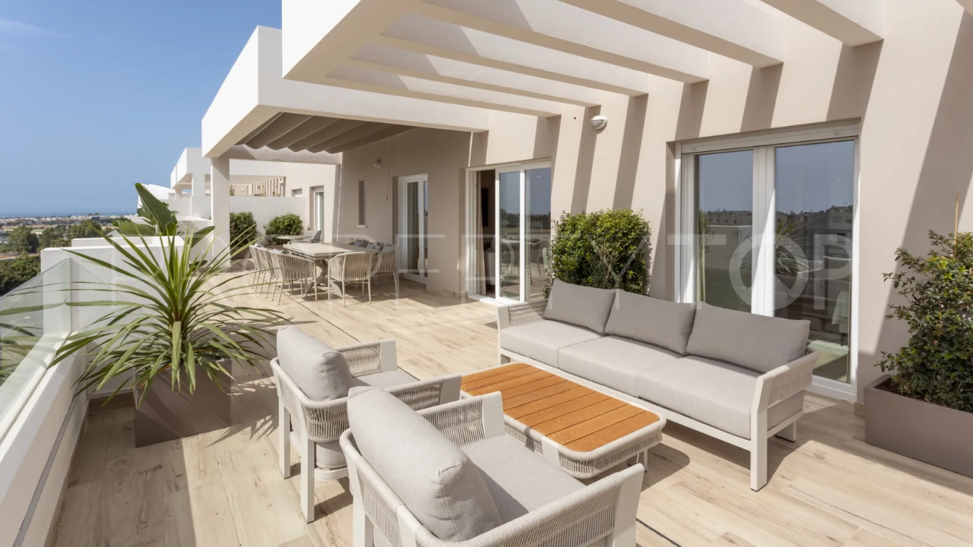 Apartment with 4 bedrooms for sale in Nueva Andalucia
