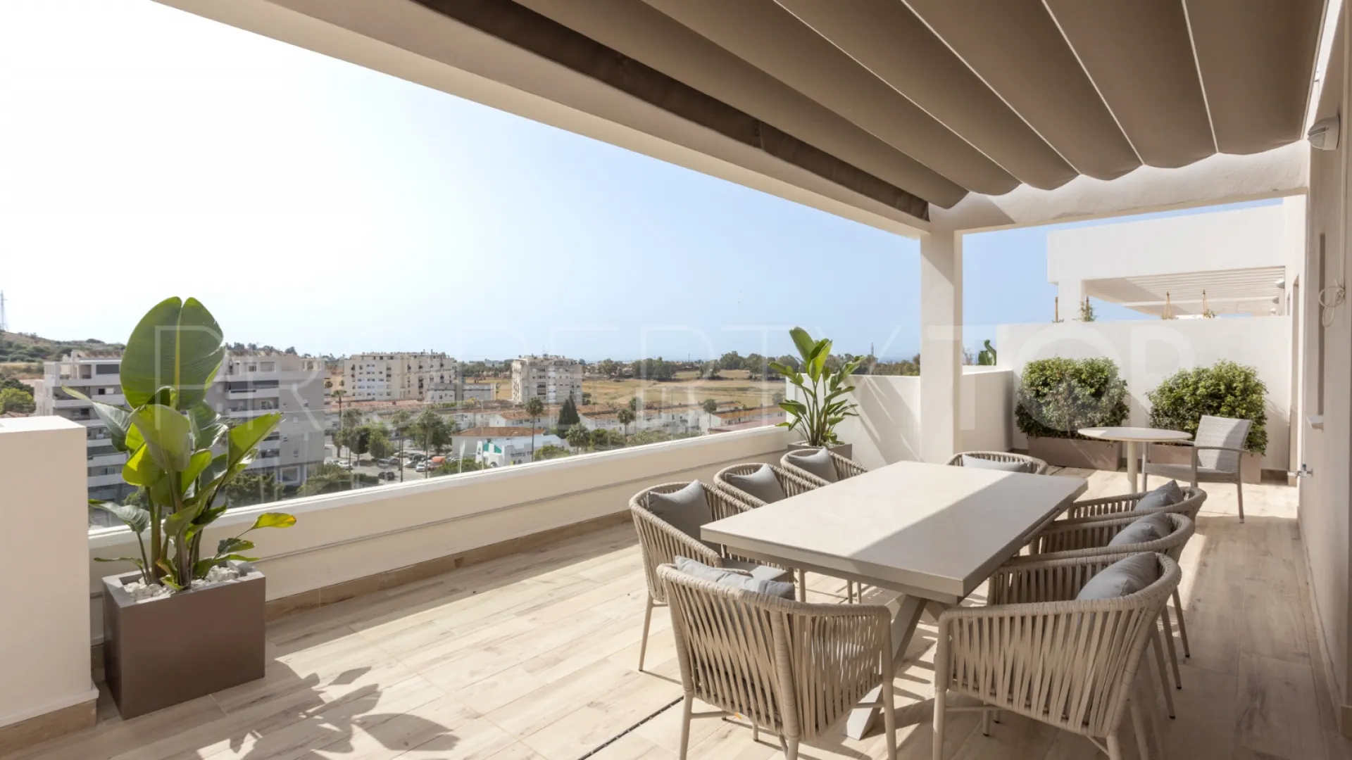 Apartment with 4 bedrooms for sale in Nueva Andalucia