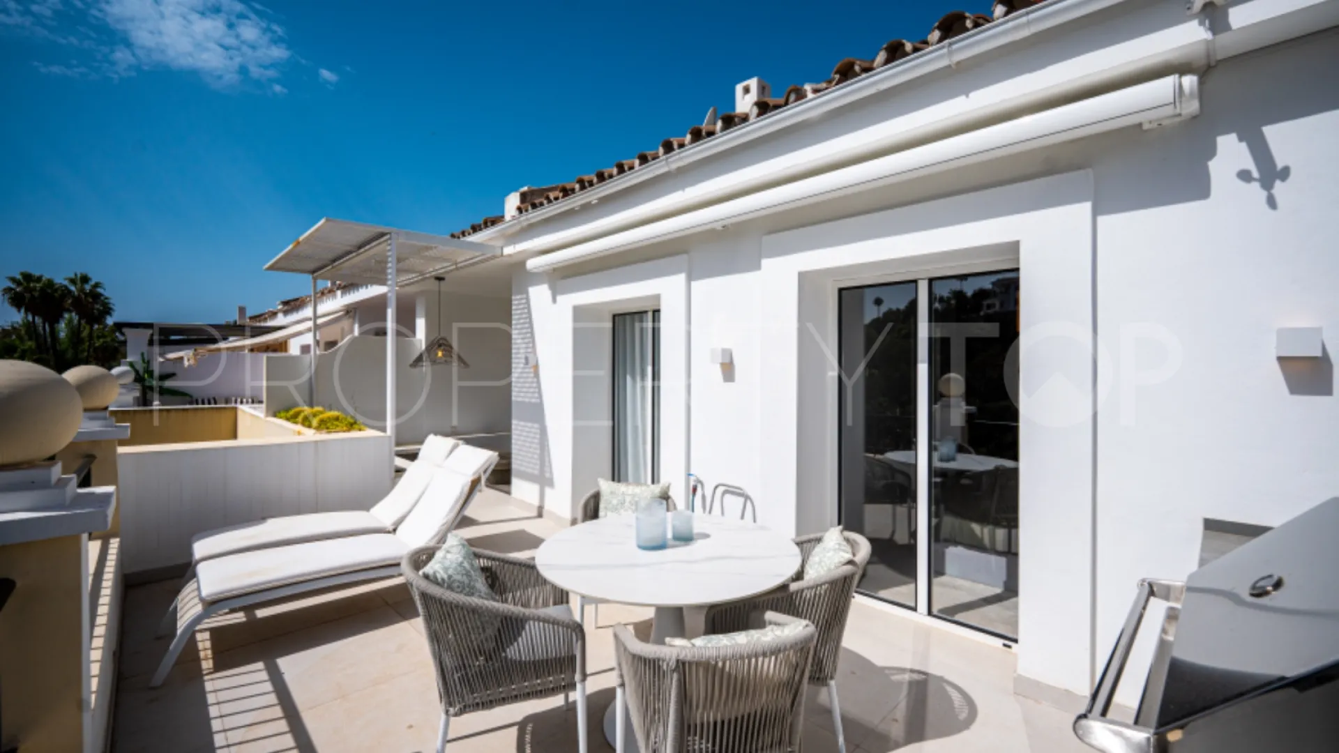 For sale Los Arcos (La Quinta) apartment with 2 bedrooms