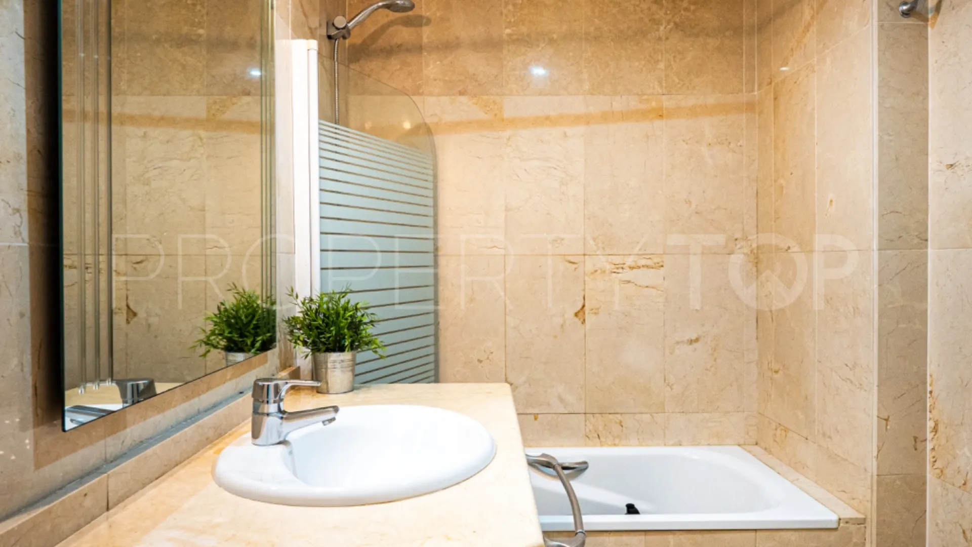 Apartamento en venta con 1 dormitorio en Marbella