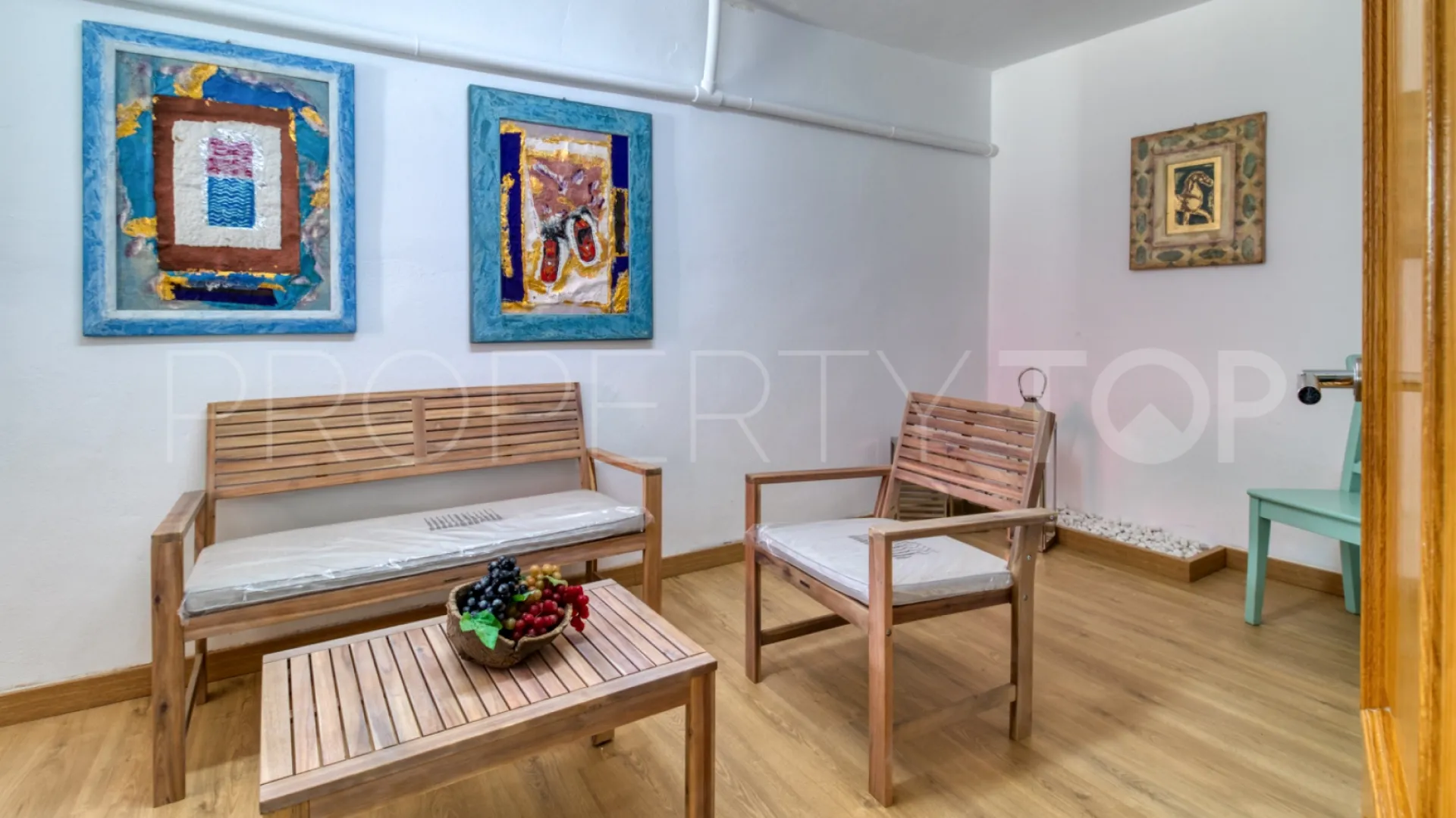 Se vende villa de 7 dormitorios en Mijas
