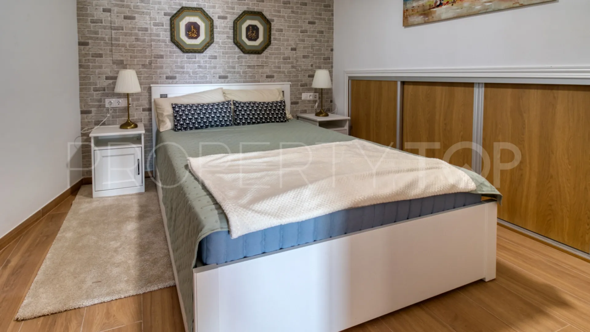 Se vende villa de 7 dormitorios en Mijas