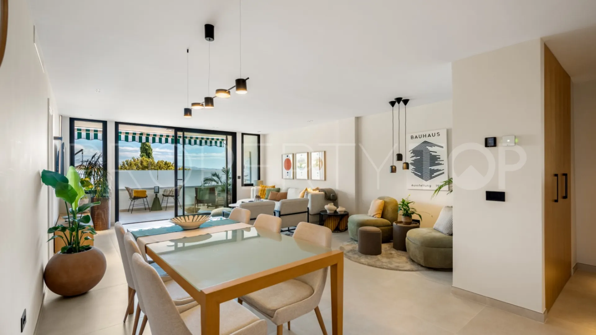 Nueva Andalucia apartment for sale
