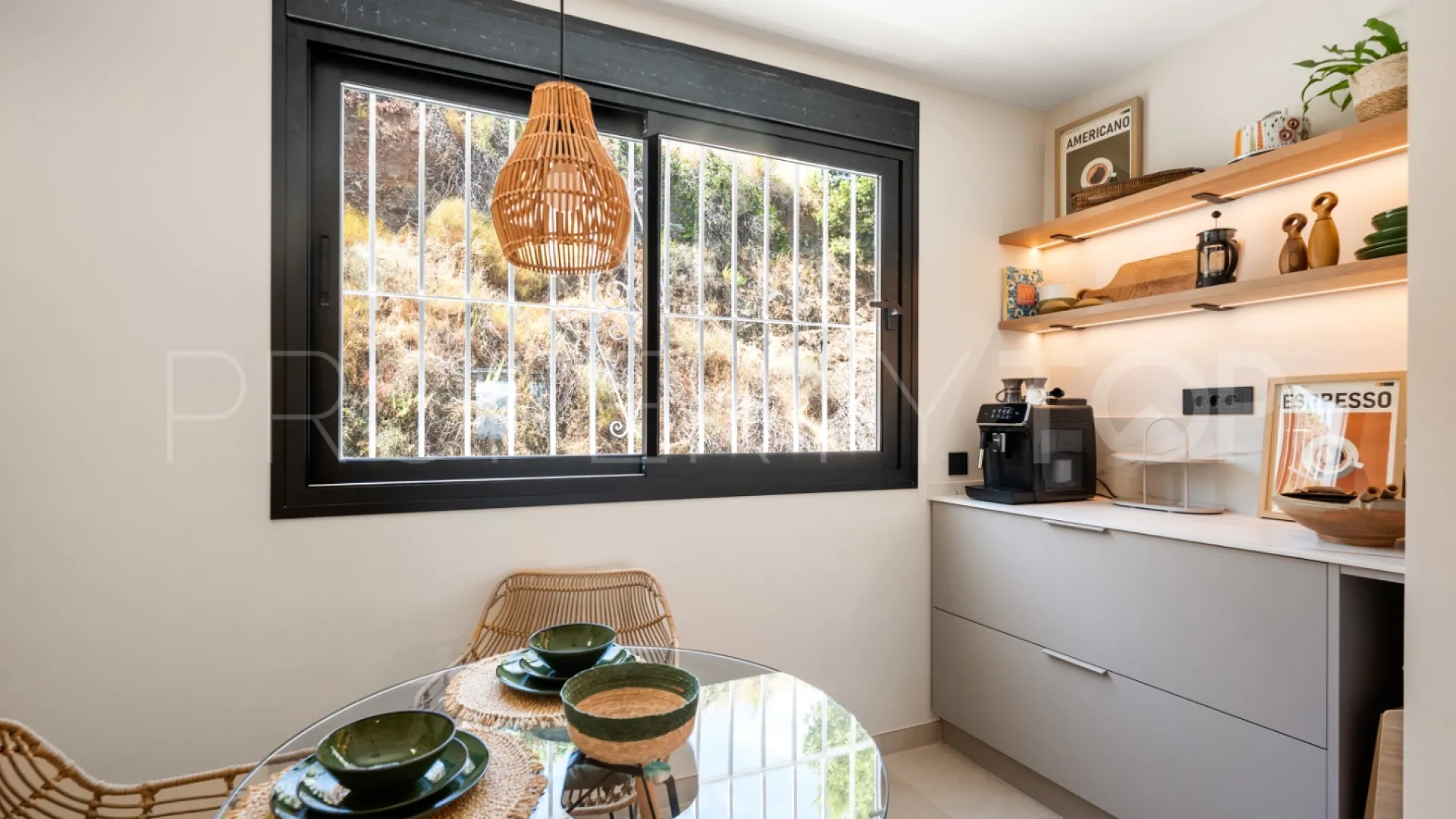 Nueva Andalucia apartment for sale