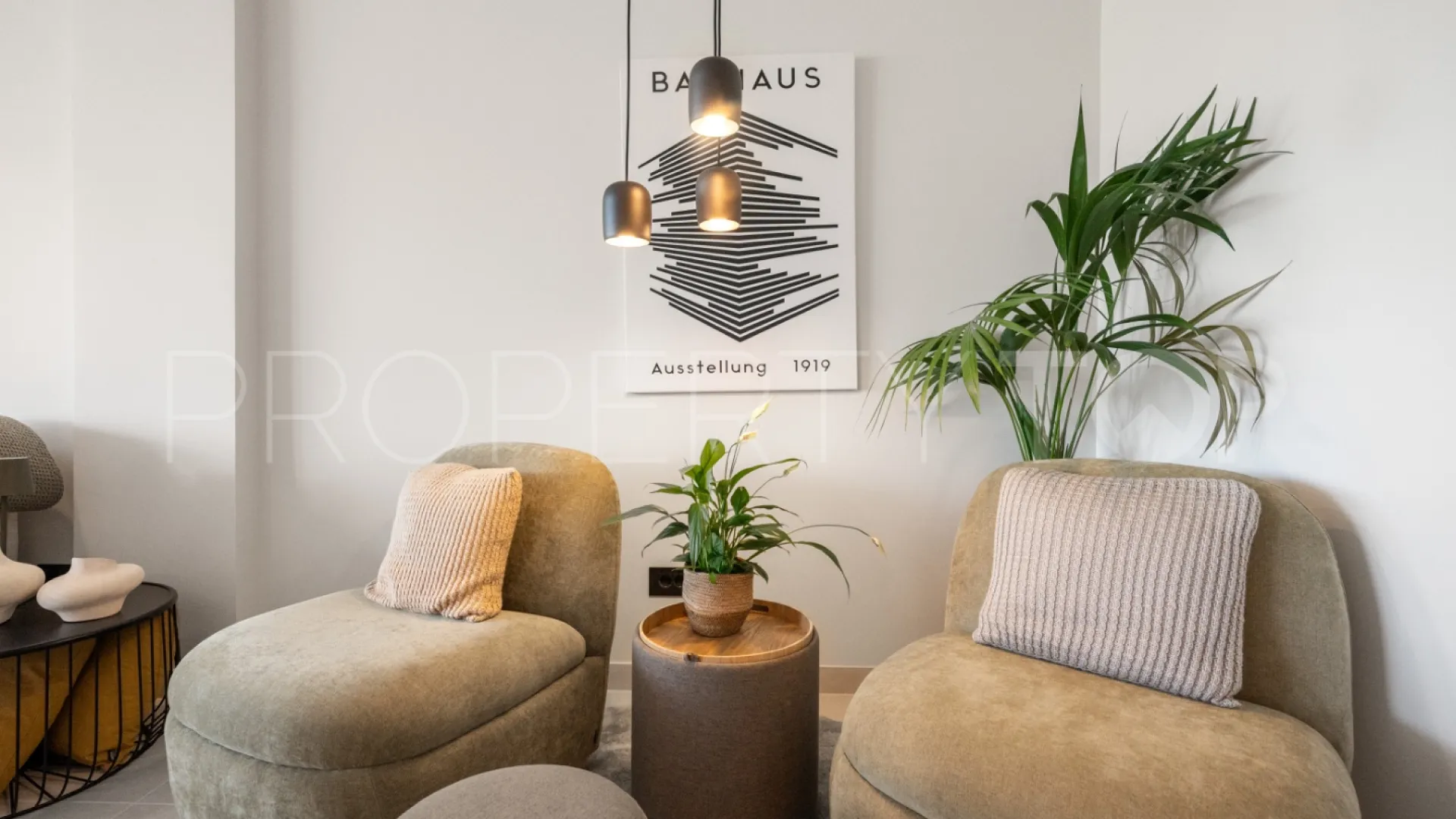 Nueva Andalucia apartment for sale