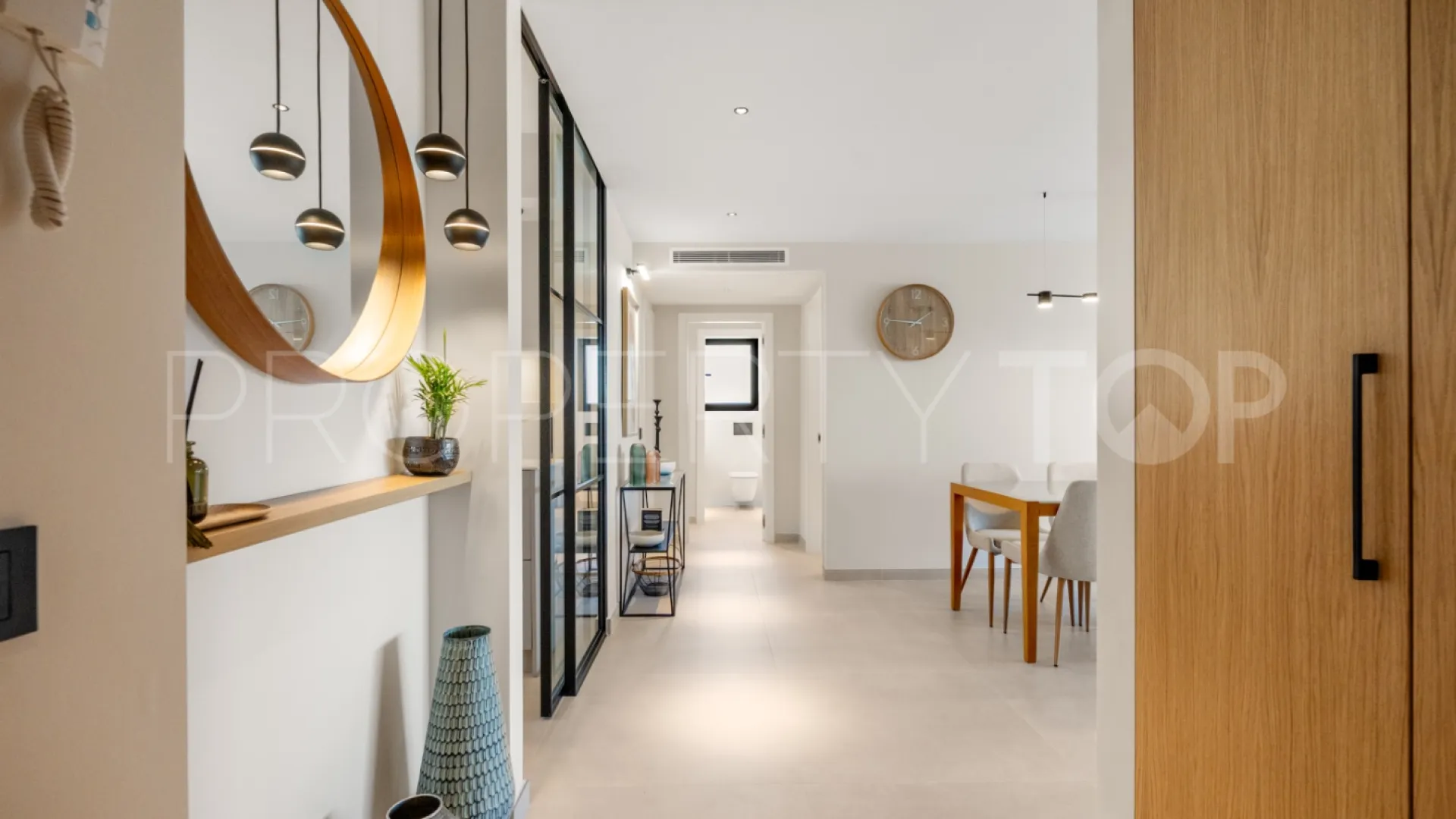 Nueva Andalucia apartment for sale