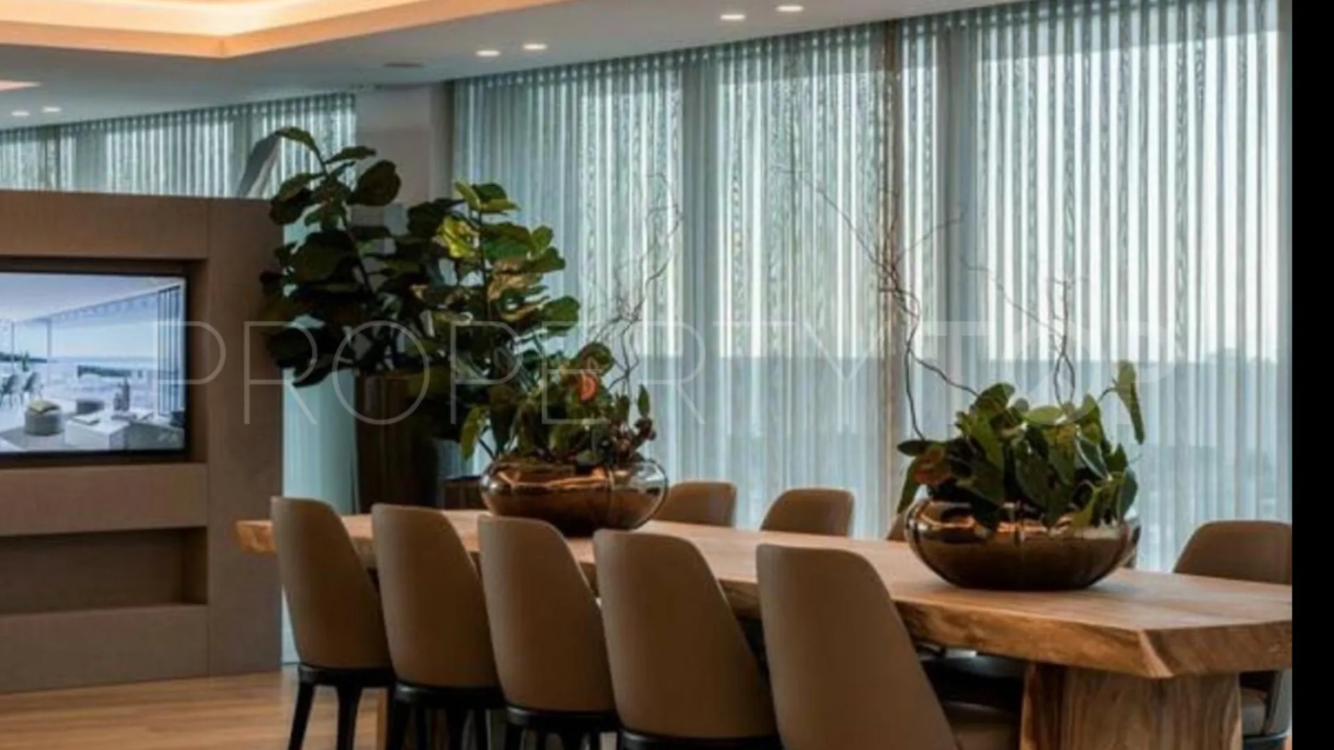 Buy apartment with 2 bedrooms in Palo Alto