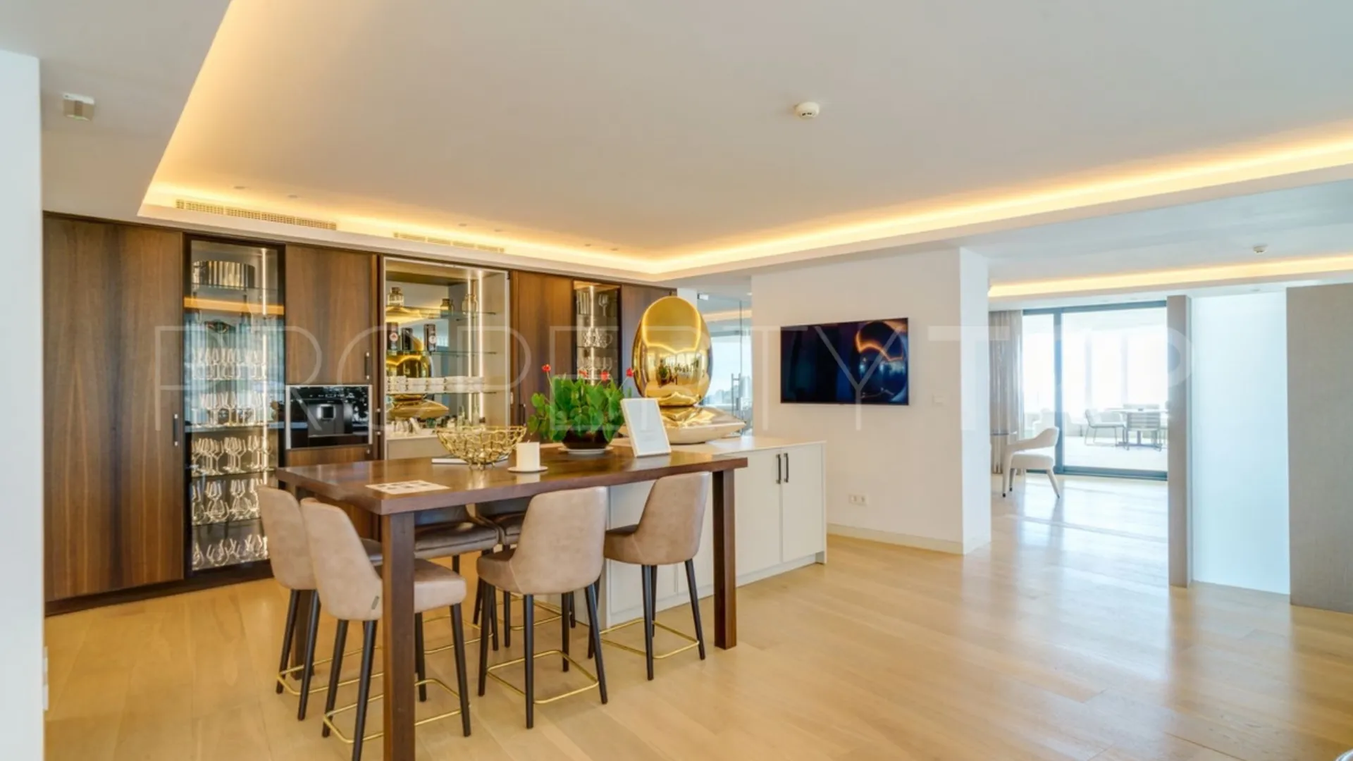 Buy apartment with 2 bedrooms in Palo Alto