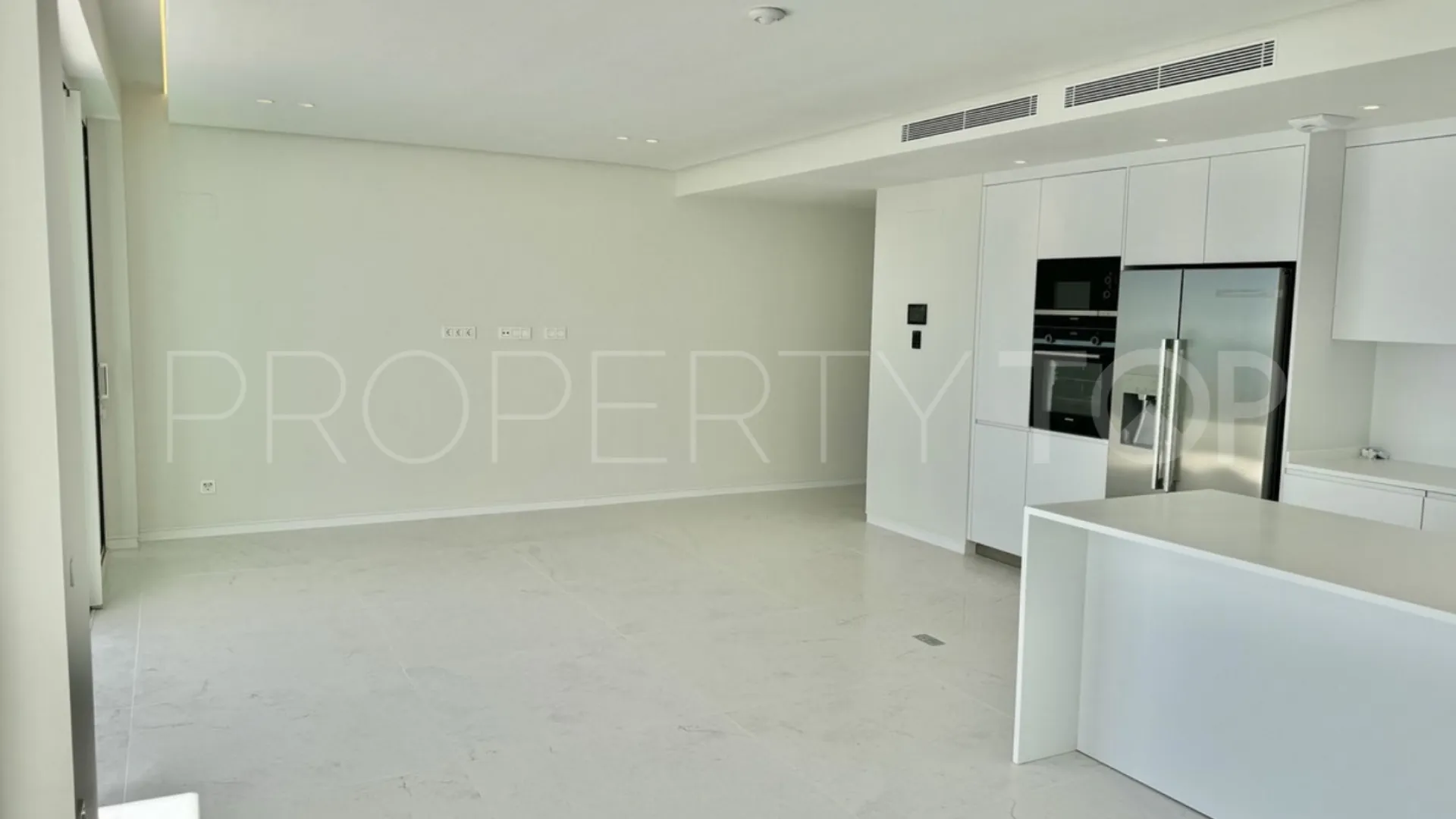 Buy apartment with 2 bedrooms in Palo Alto