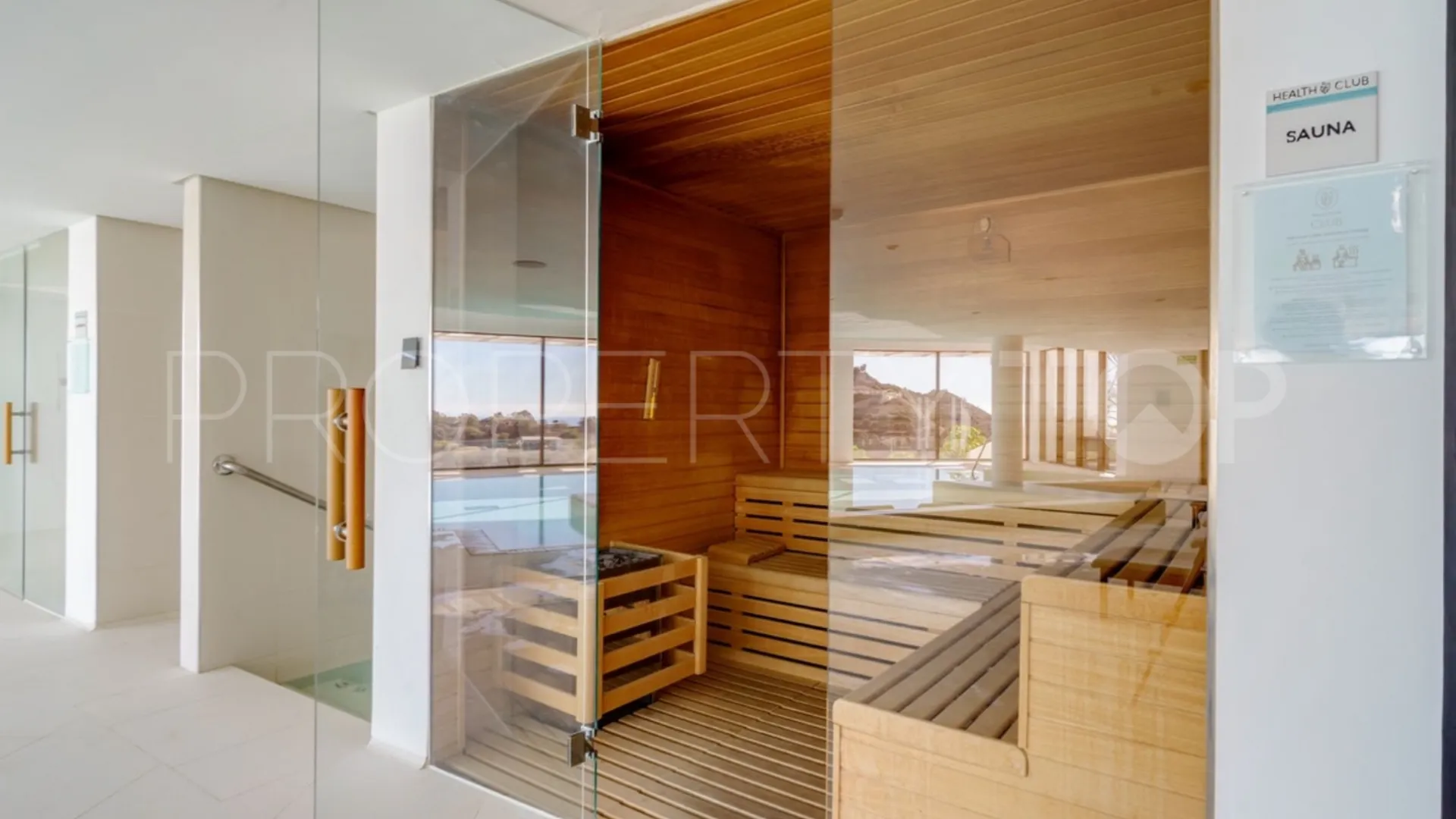 Buy apartment with 2 bedrooms in Palo Alto