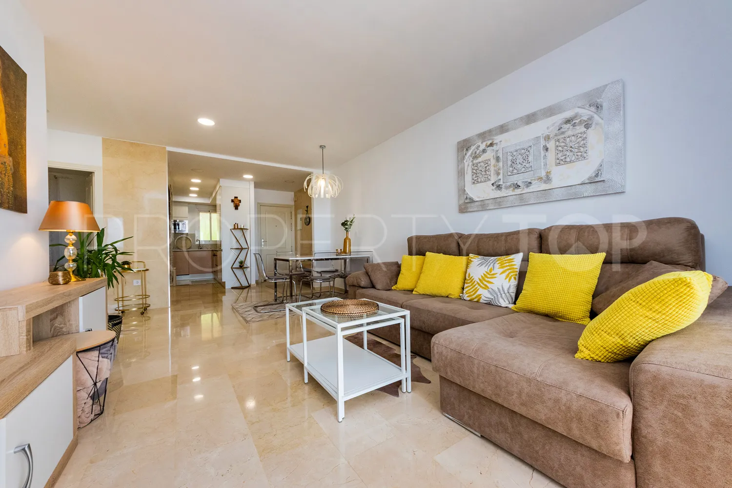 For sale 2 bedrooms apartment in Benalmadena Pueblo